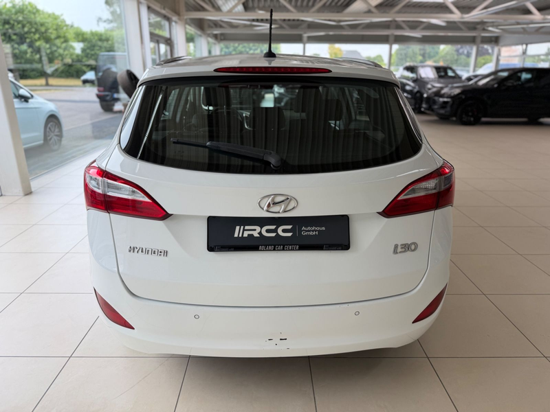 Hyundai i30 cw blue Classic Automatik Kamera Hyundai — photo 7