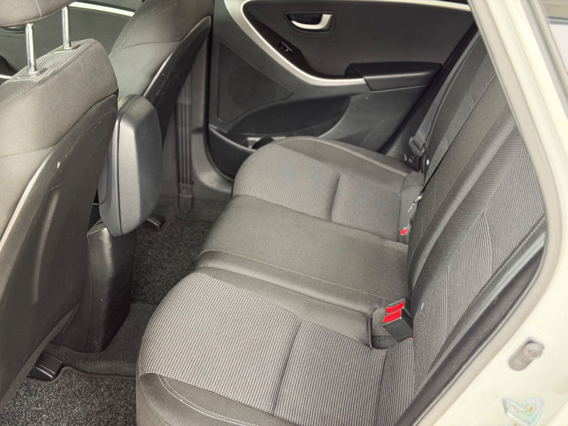 Hyundai i30 cw blue Classic Automatik Kamera Hyundai — photo 13