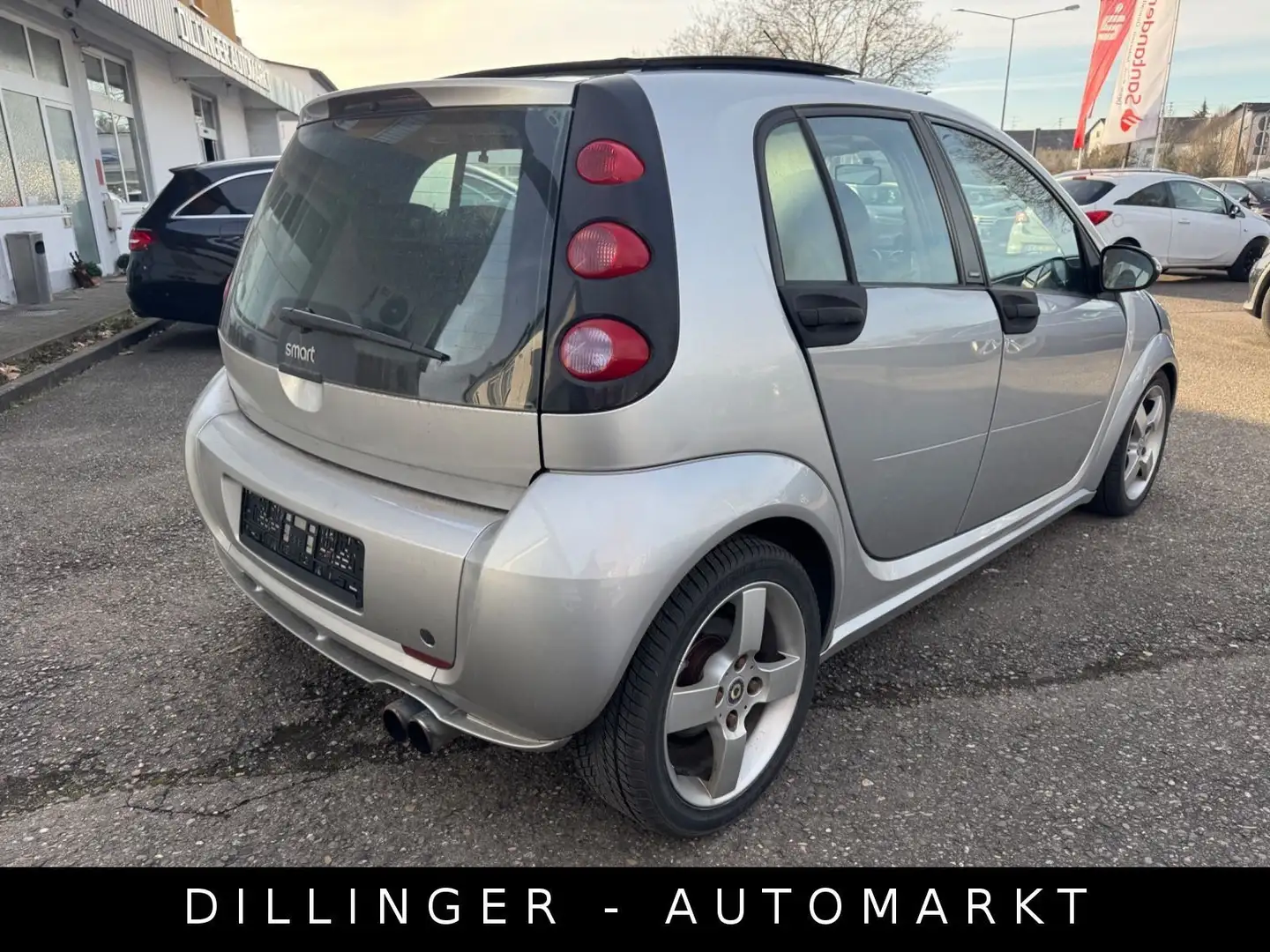 smart forFour 1.5  Brabus sportstyle edition PANORAMA Plateado - 2