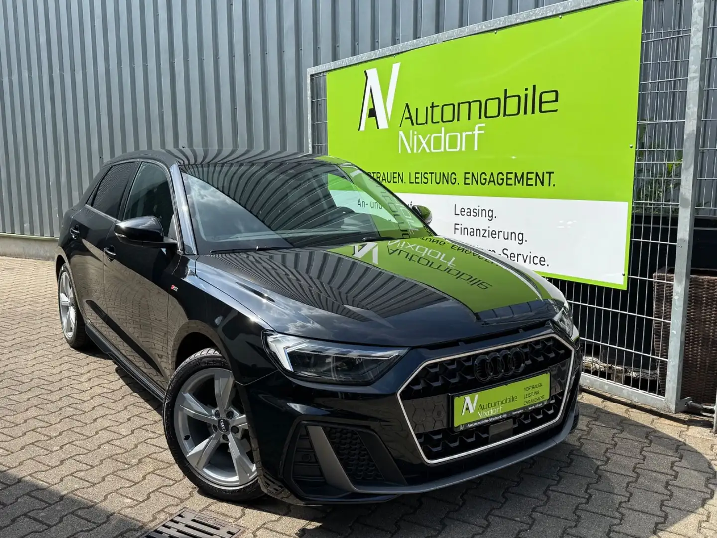 Audi A1 Sportback 30 TFSI S line, Digi C., SHZ, LED, Schwarz - 1