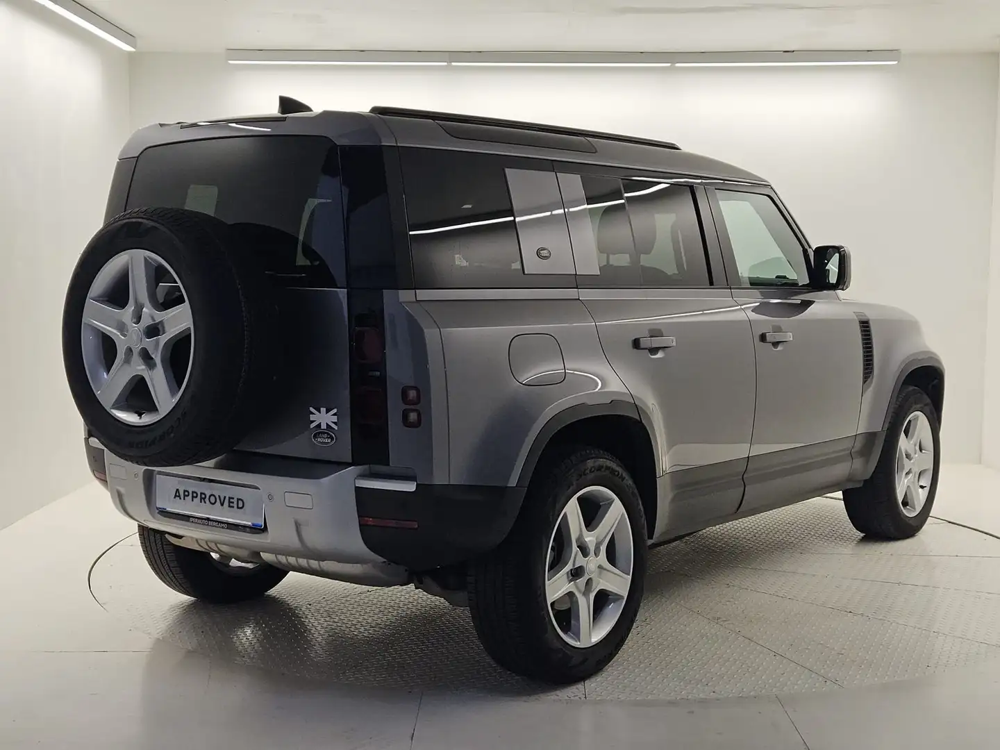 Land Rover Defender Defender 110 3.0D I6 200 CV AWD Auto SE Grau - 2
