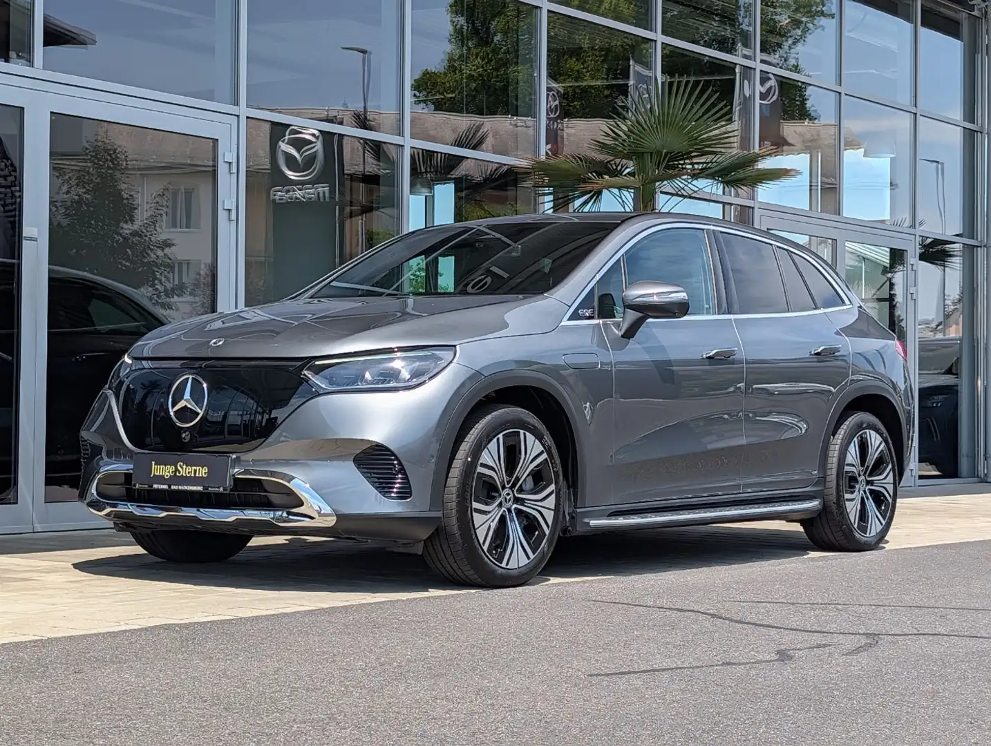 Mercedes-Benz EQE SUV 350 4MATIC Grau - 2