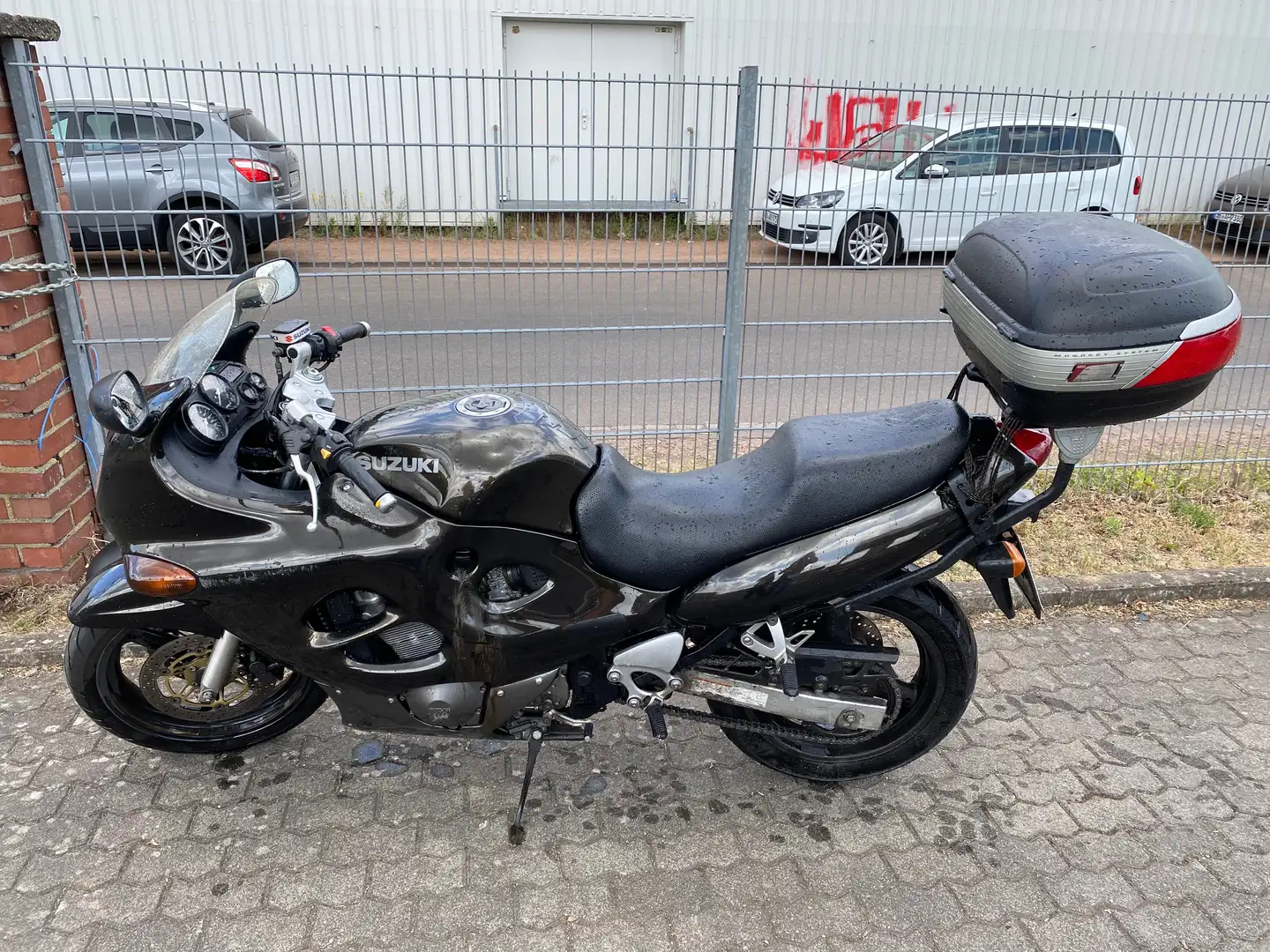 Suzuki GSX 750 GSX 750 F - 1