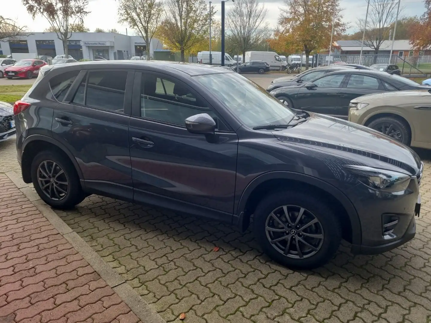 Mazda CX-5 2.0i AWD 6AG Exclusive,Navi,AHK Grau - 2