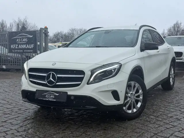 Mercedes-Benz GLA 200 d Urban*NAVI*Aluf*Kam*Temp*Euro6