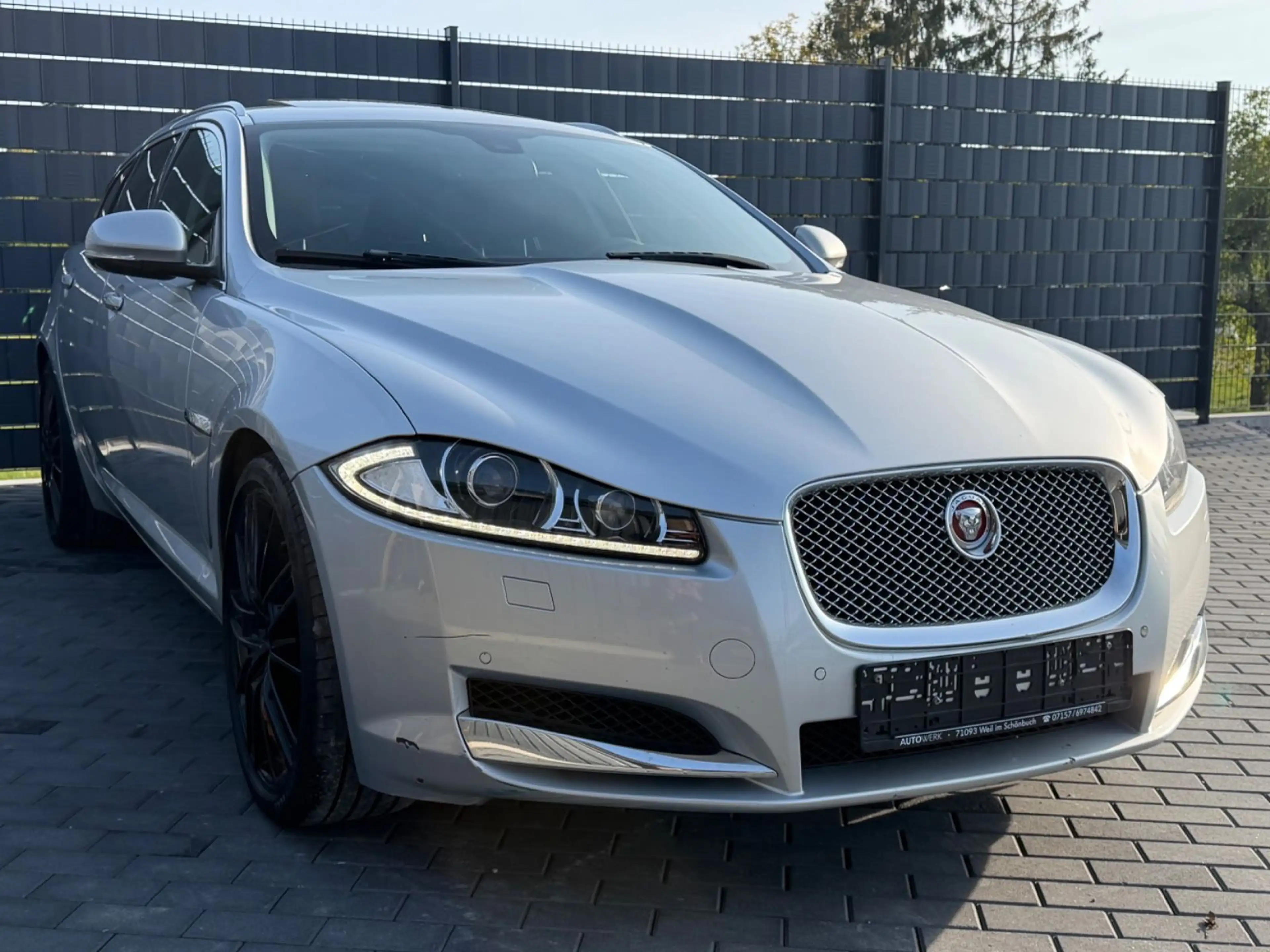 Jaguar XF Sportbrake 3.0*AUTOMATIK*LEDER*CAM*ACC*AHK* — photo 4