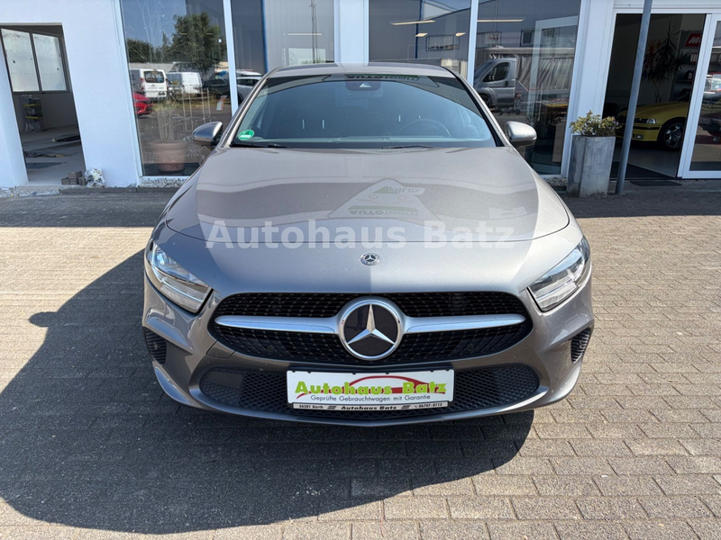 Mercedes-Benz A 180 SHZ*Totwinkel*R.Kamera*Checkheftgepflegt — photo 4