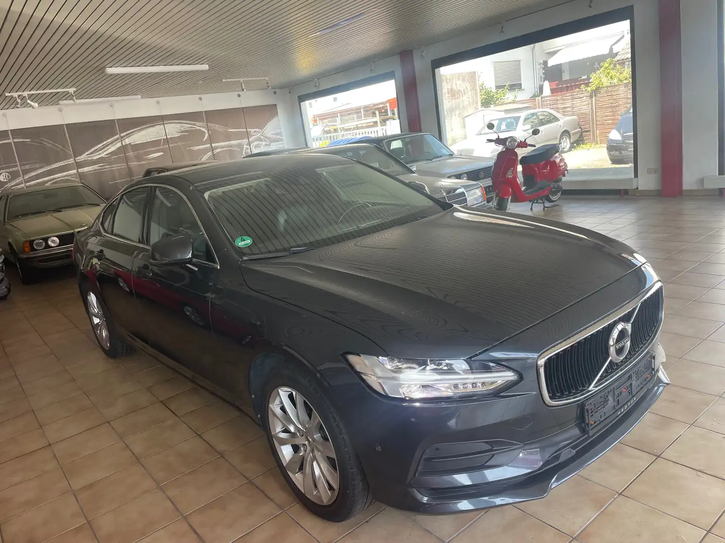 Volvo S90 T5 Geartronic Momentum Grigio - 1