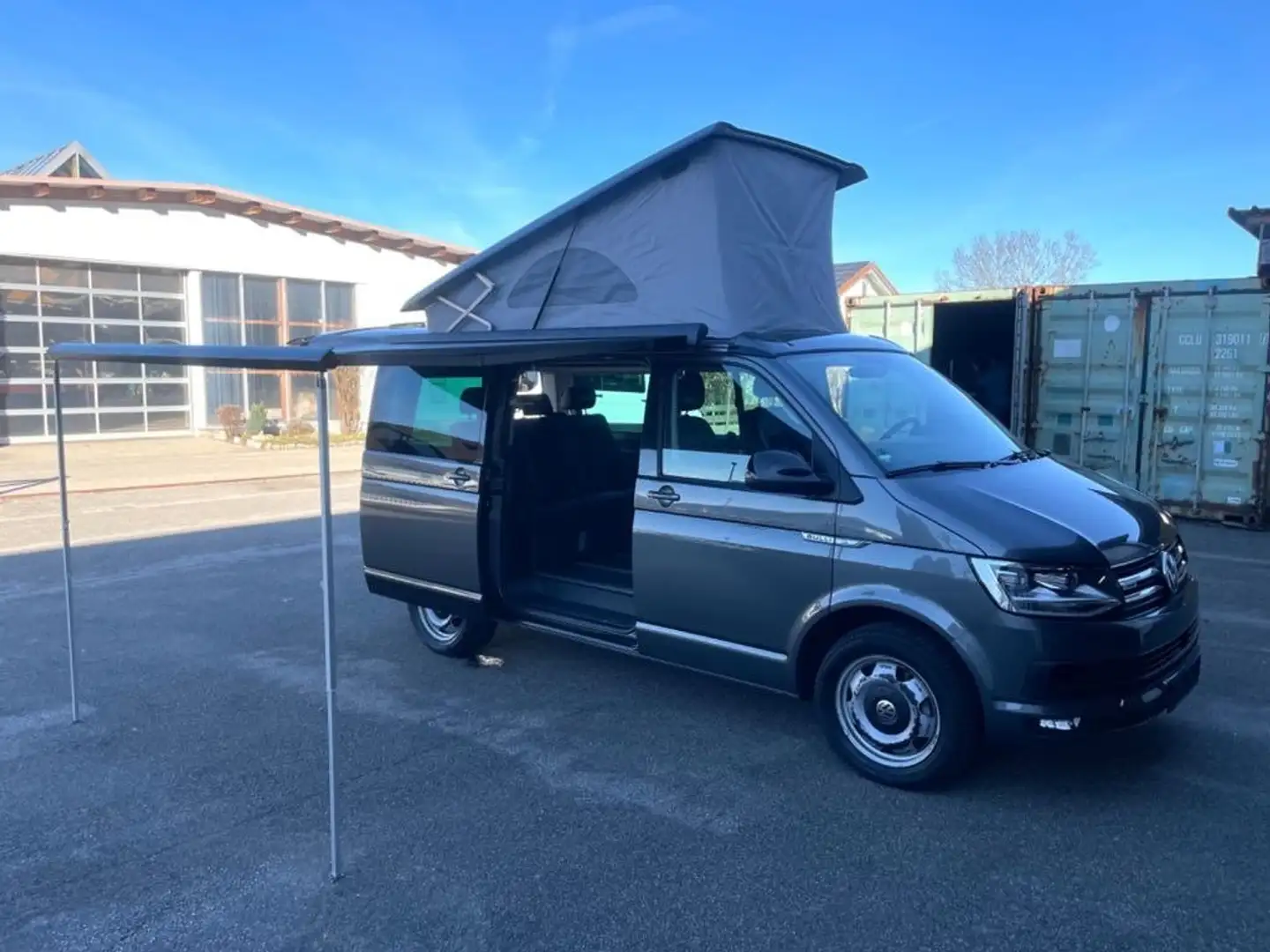 Volkswagen T6 California T6 California Beach Edition TDI 4MOTION DSG Gris - 1