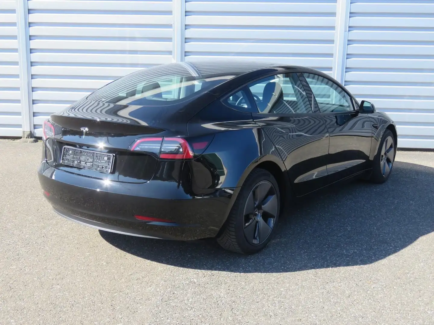 Tesla Model 3 RWD BASIS 19% VAT|Autopilot3|360°|Pano Schwarz - 2