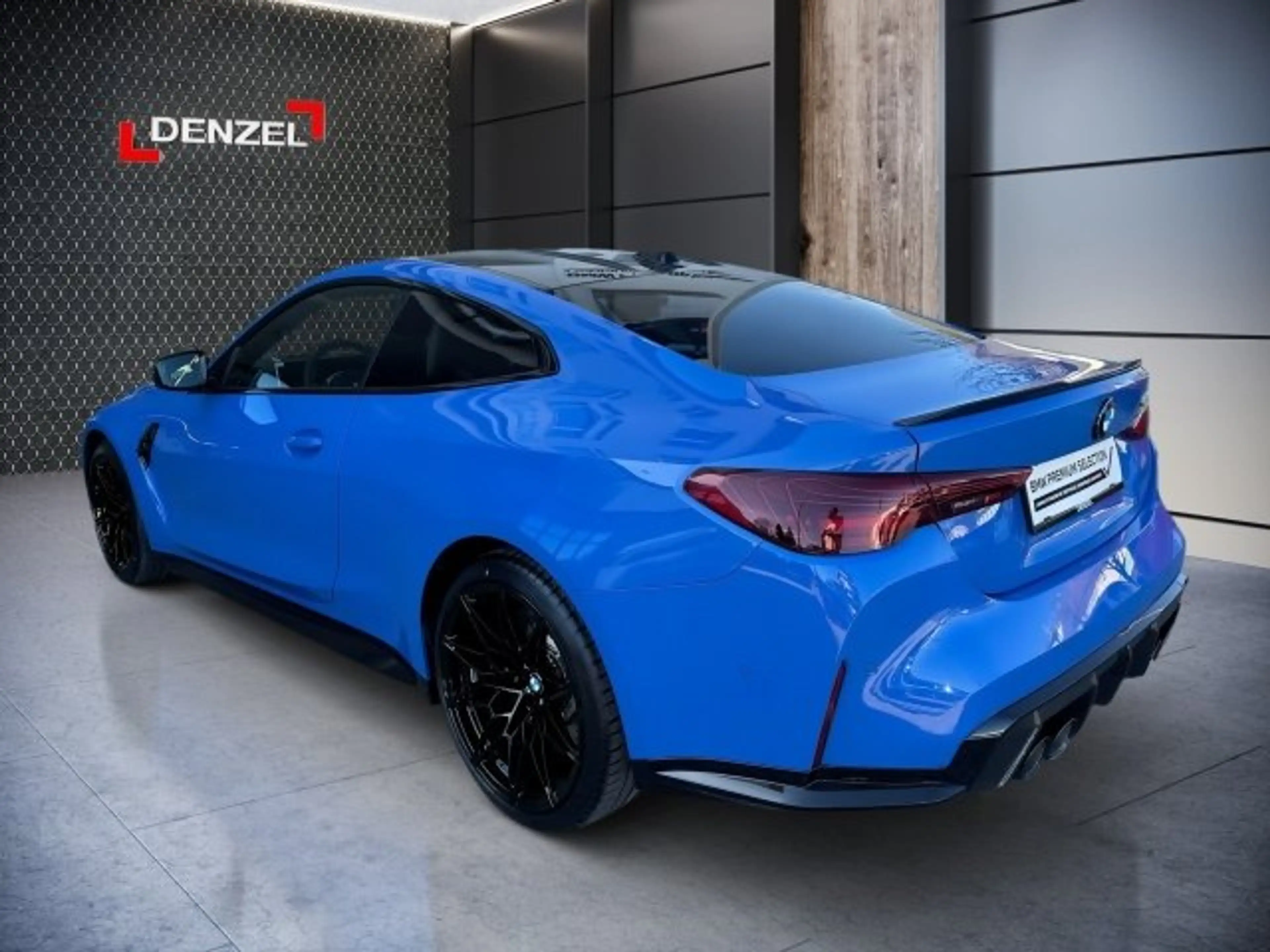 BMW M4 Competition M xDrive G82 S58 — photo 3