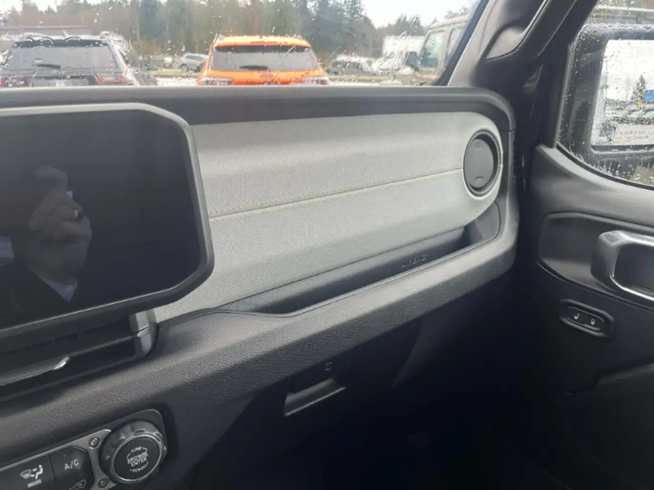Jeep Gladiator снимка Jeep Gladiator