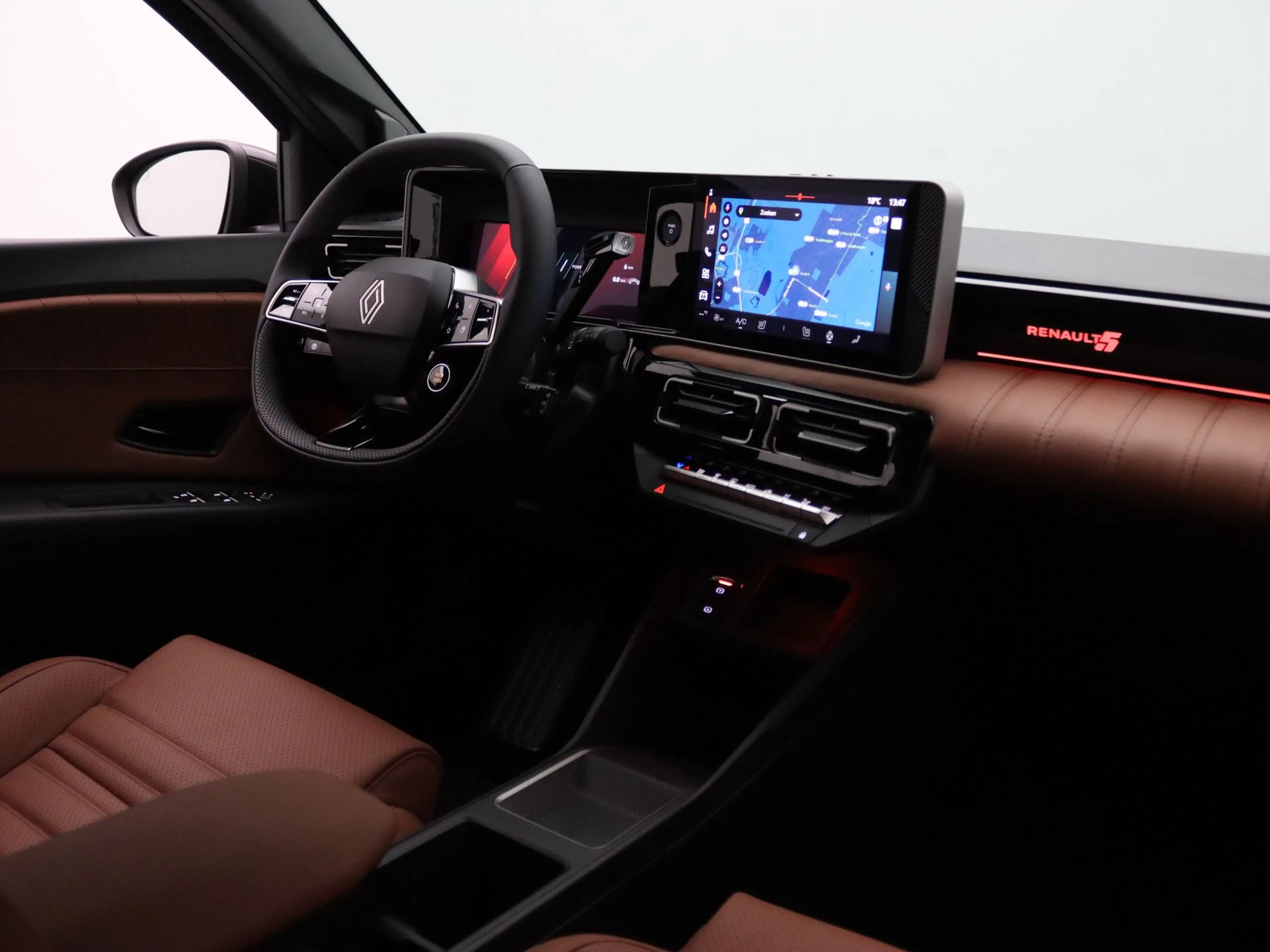Renault R 5 "Signature Stam" comfort range iconic cinq 52 kWh — photo 13