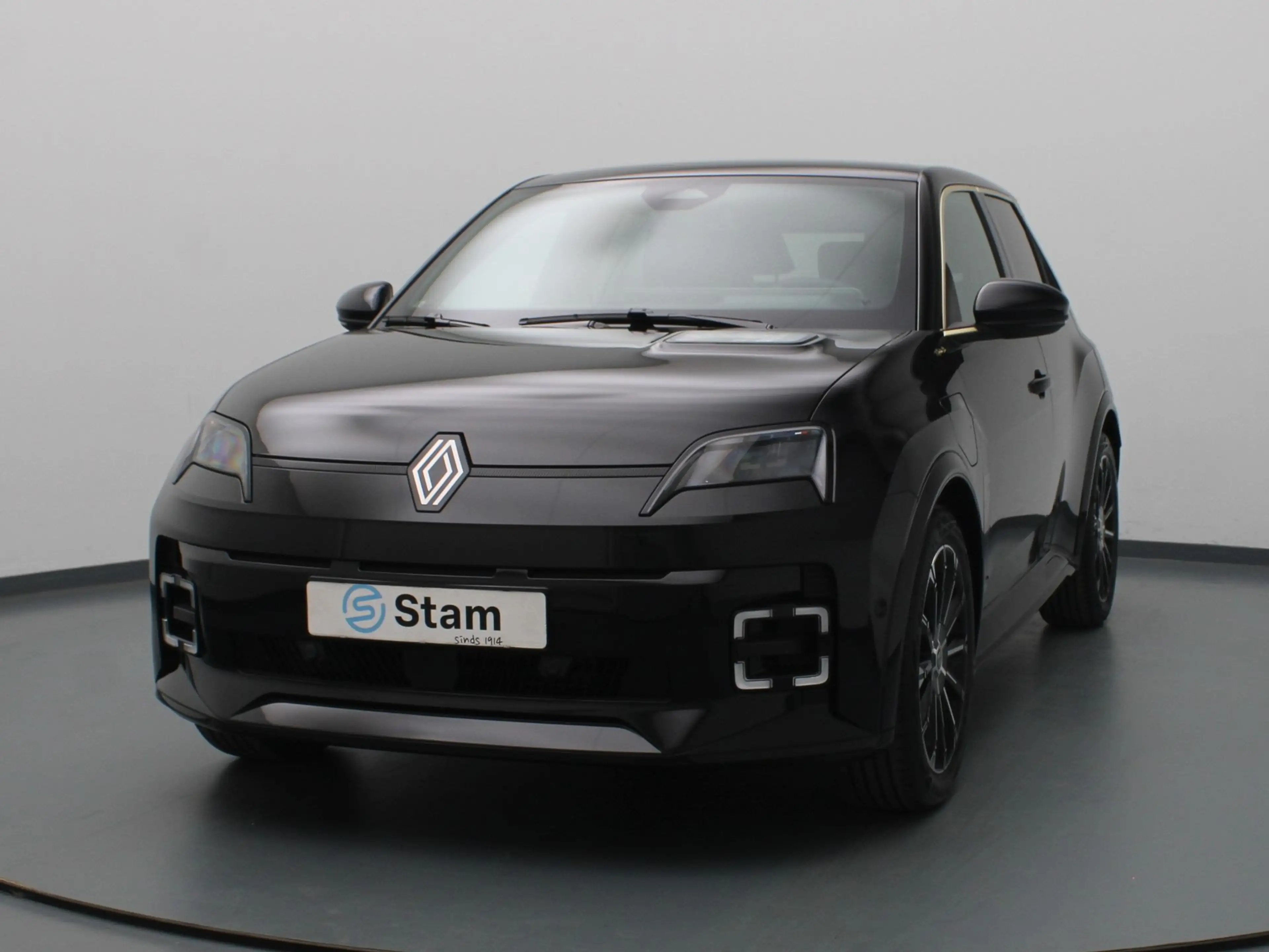 Renault R 5 "Signature Stam" comfort range iconic cinq 52 kWh — photo 24