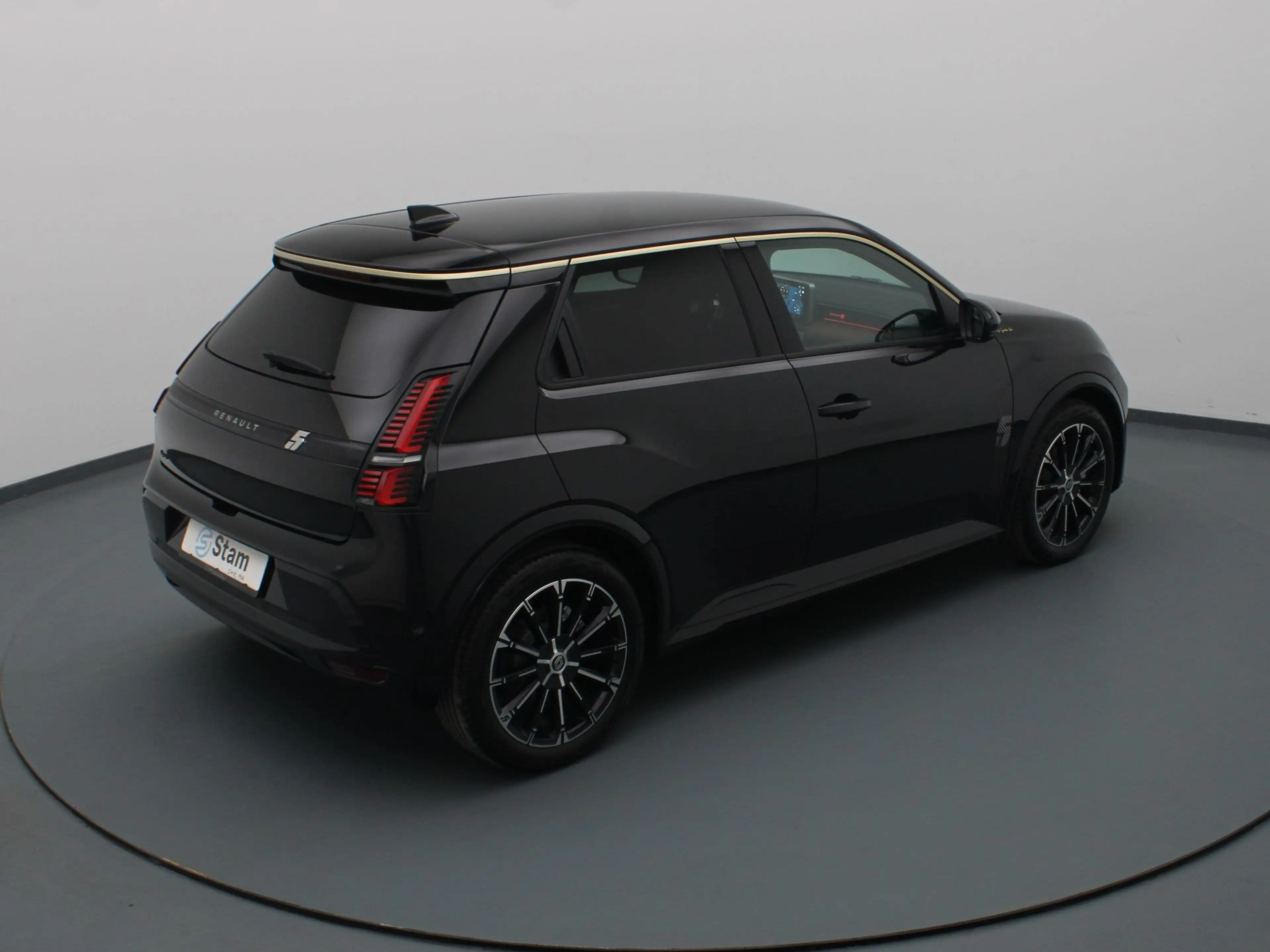 Renault R 5 "Signature Stam" comfort range iconic cinq 52 kWh — photo 17
