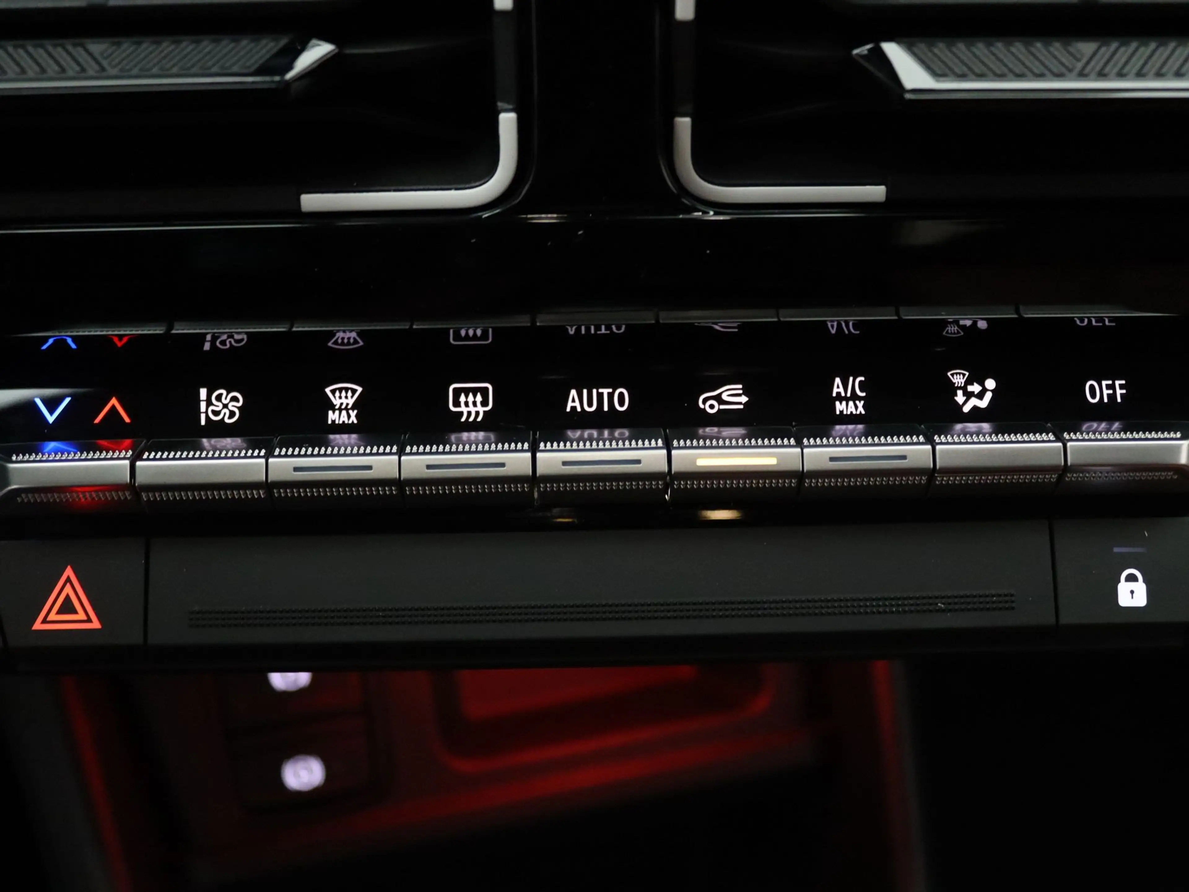 Renault R 5 "Signature Stam" comfort range iconic cinq 52 kWh — photo 19