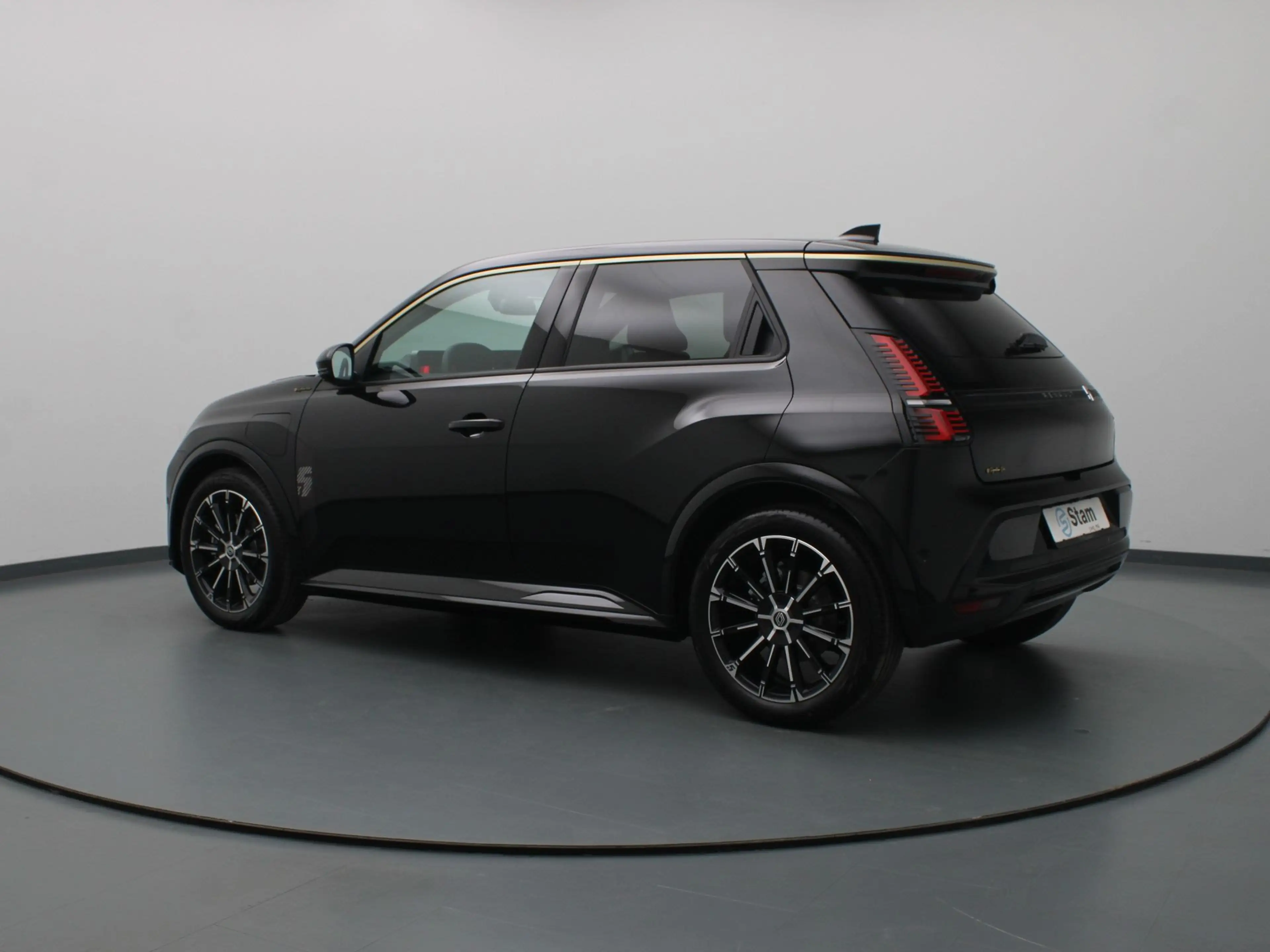 Renault R 5 "Signature Stam" comfort range iconic cinq 52 kWh — photo 5