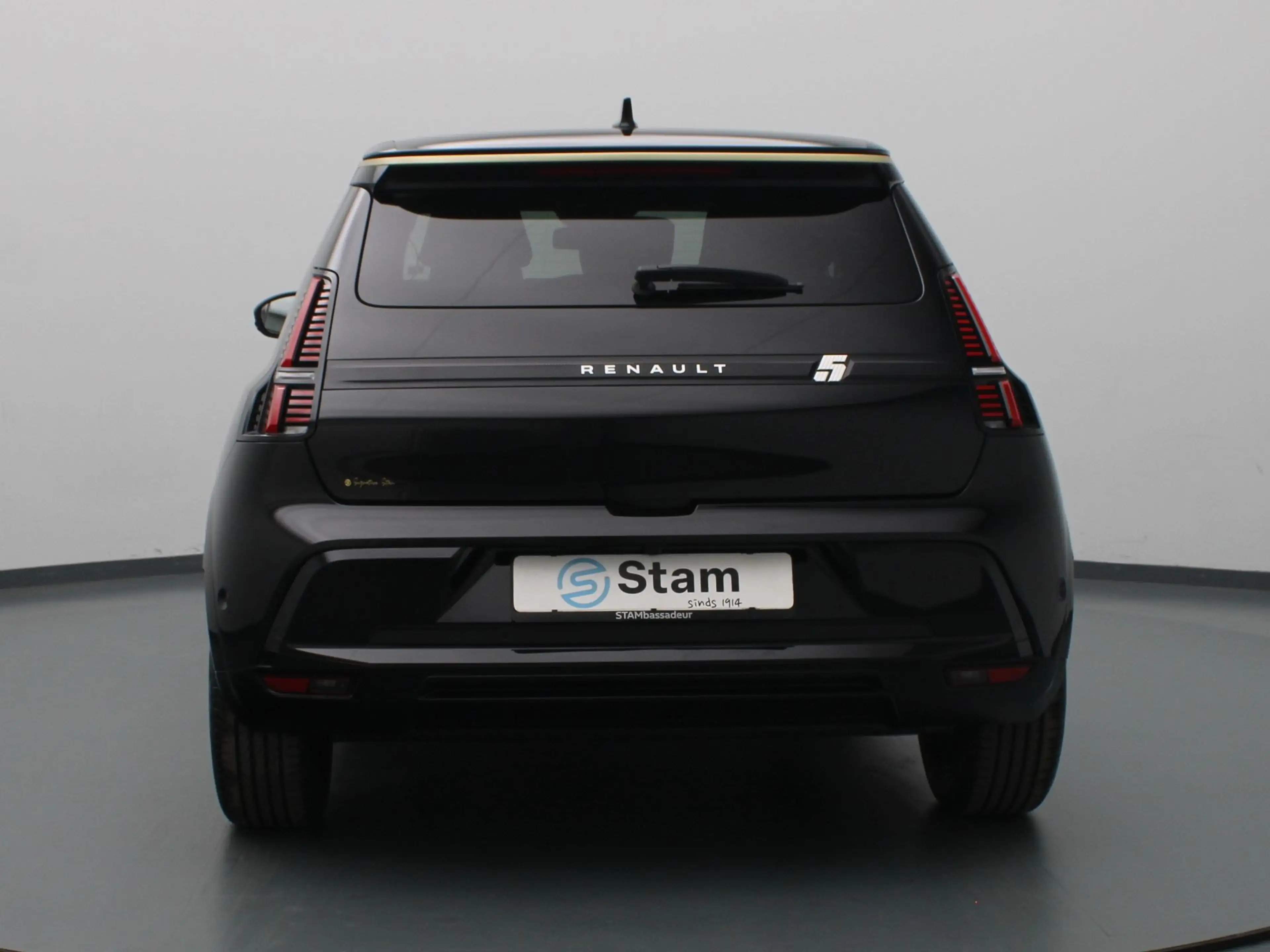 Renault R 5 "Signature Stam" comfort range iconic cinq 52 kWh — photo 34
