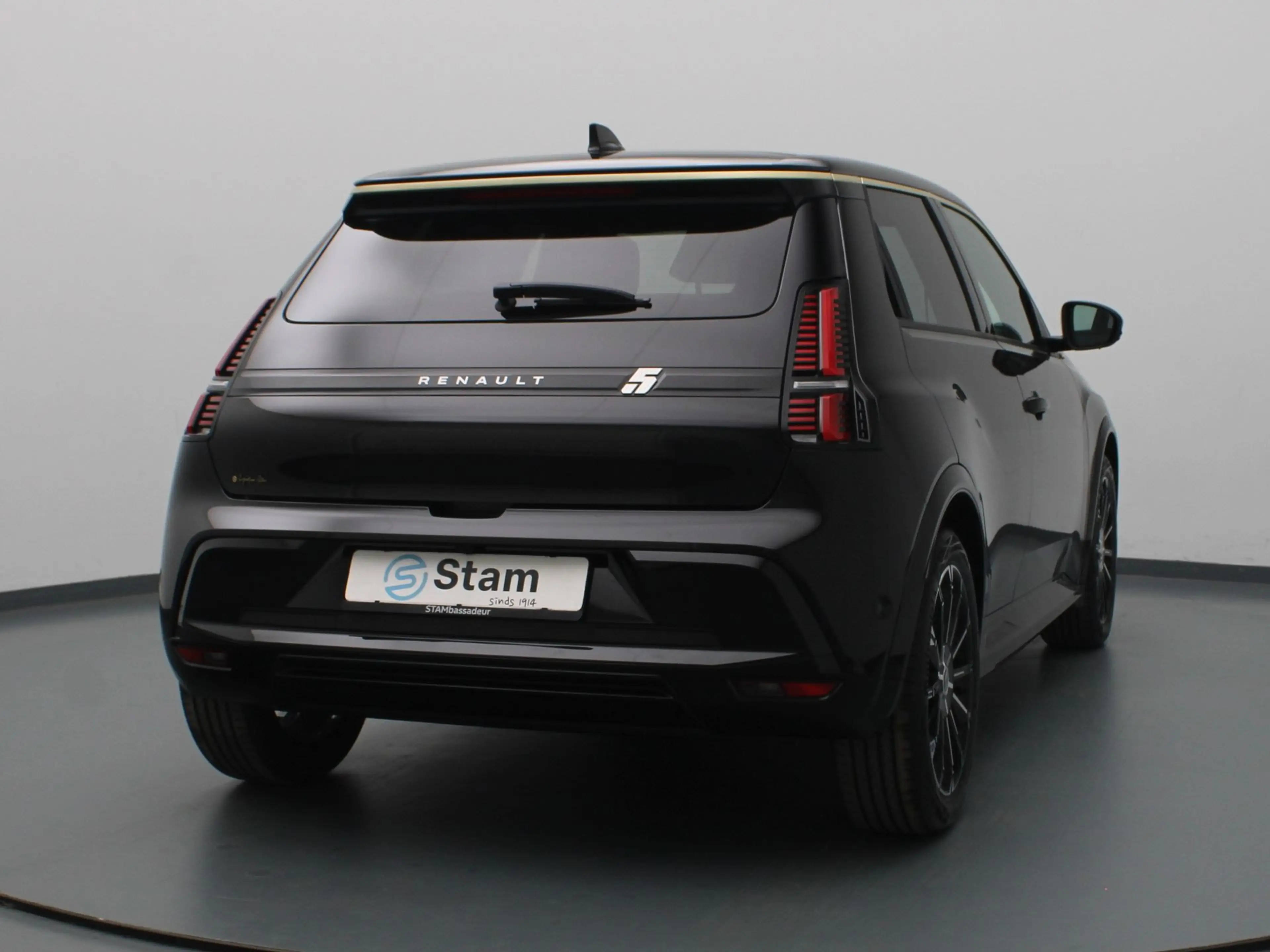 Renault R 5 "Signature Stam" comfort range iconic cinq 52 kWh — photo 26