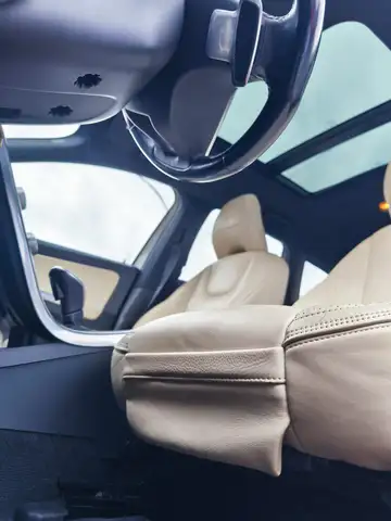 Volvo XC60 view 18