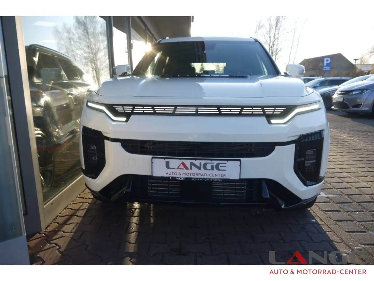 SsangYong Actyon 01.0 AWD Digitales Cockpit LED Apple CarPlay Andro Weiß - 2