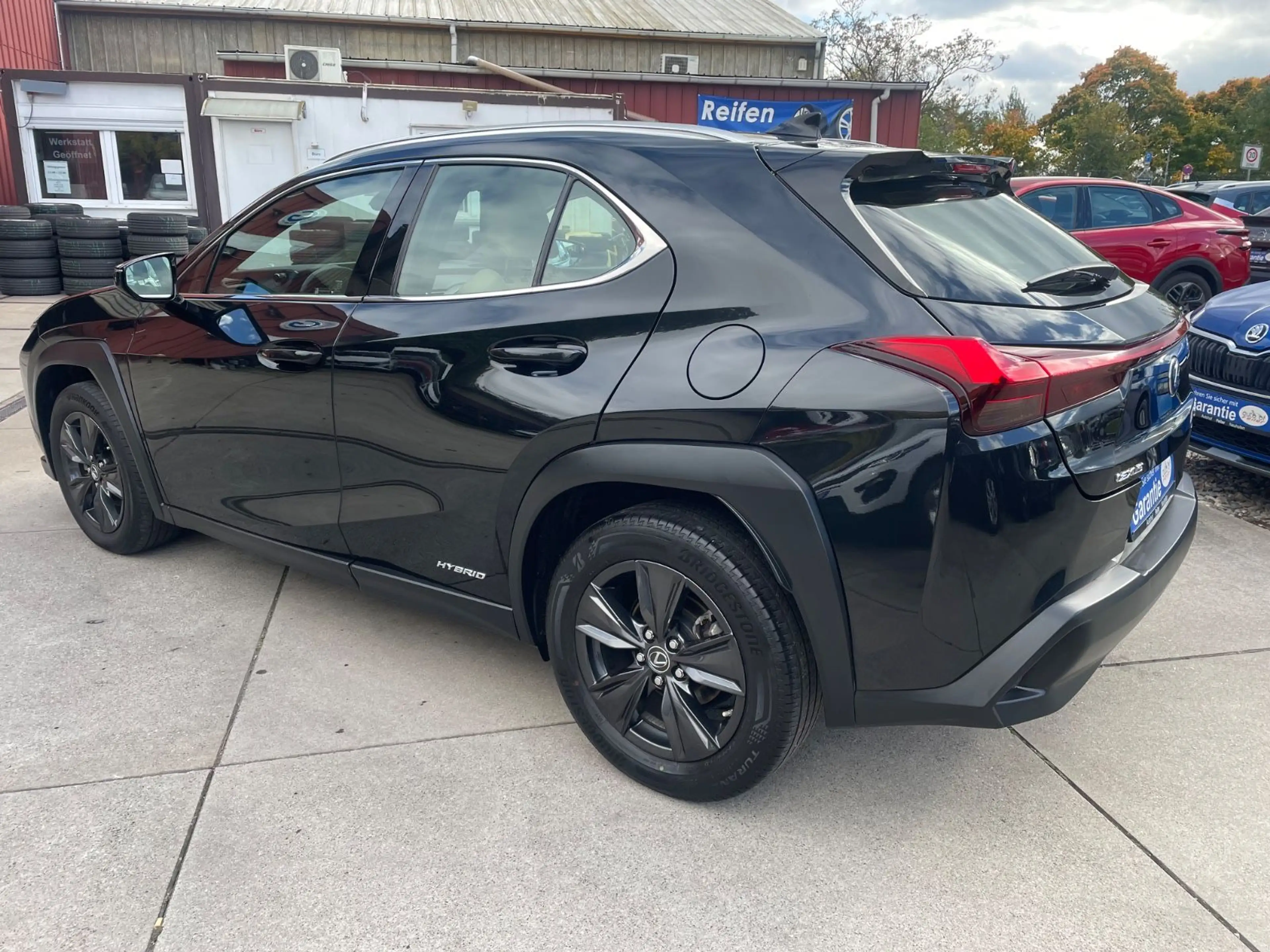 Lexus UX 250h 2,0 Hybrid Automatik/Leder/Klima/Navi/Kam — photo 5