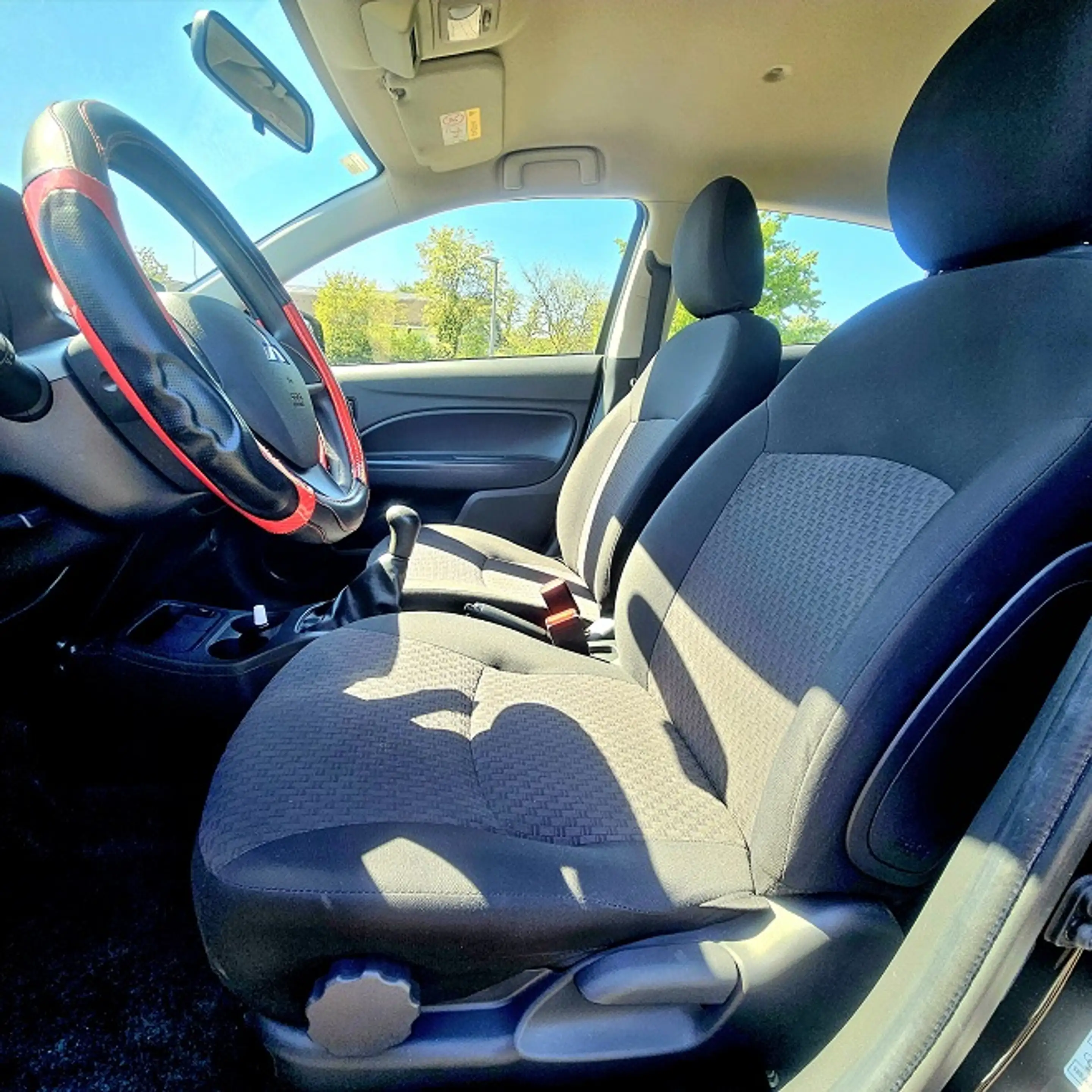 Mitsubishi Space Star Diamant Edition*Hu/Au neu*Klima*Scheckheft* — photo 9