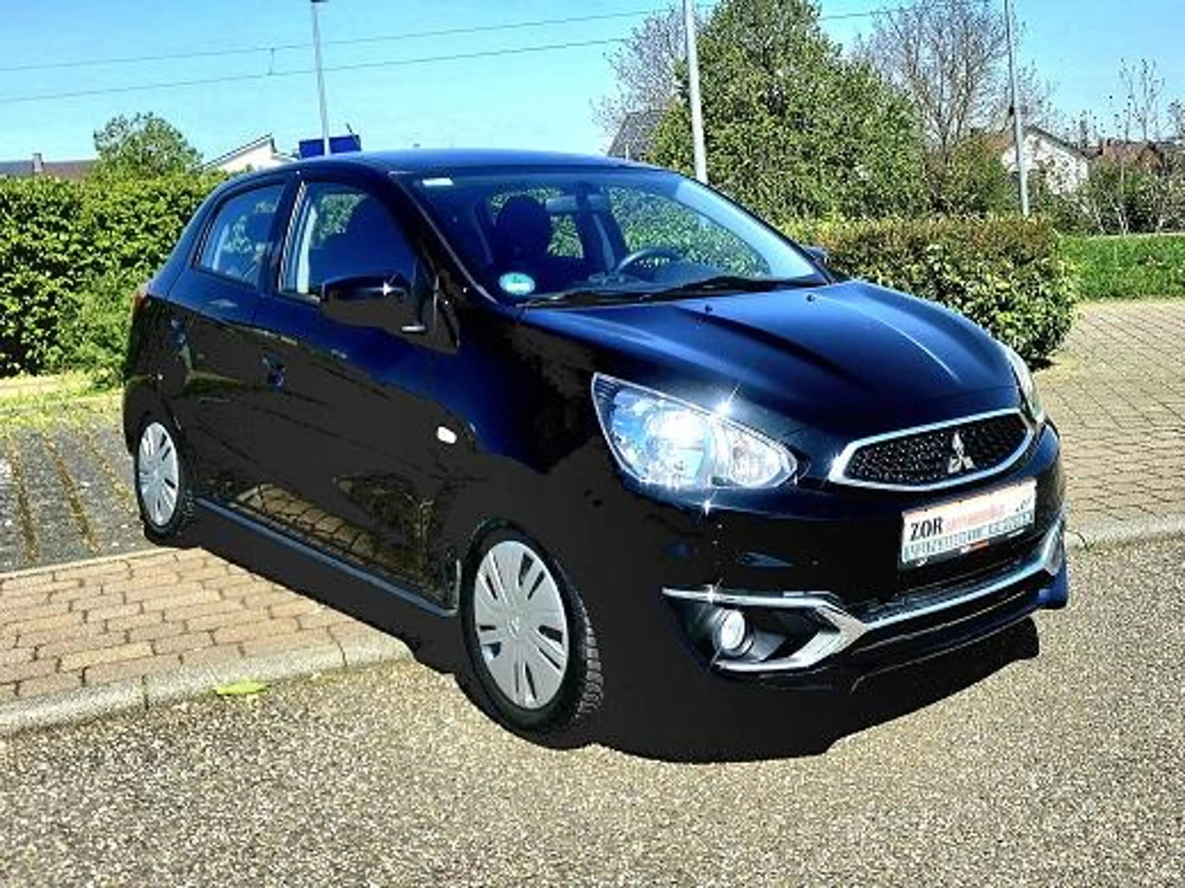 Mitsubishi Space Star Diamant Edition*Hu/Au neu*Klima*Scheckheft* — photo 3