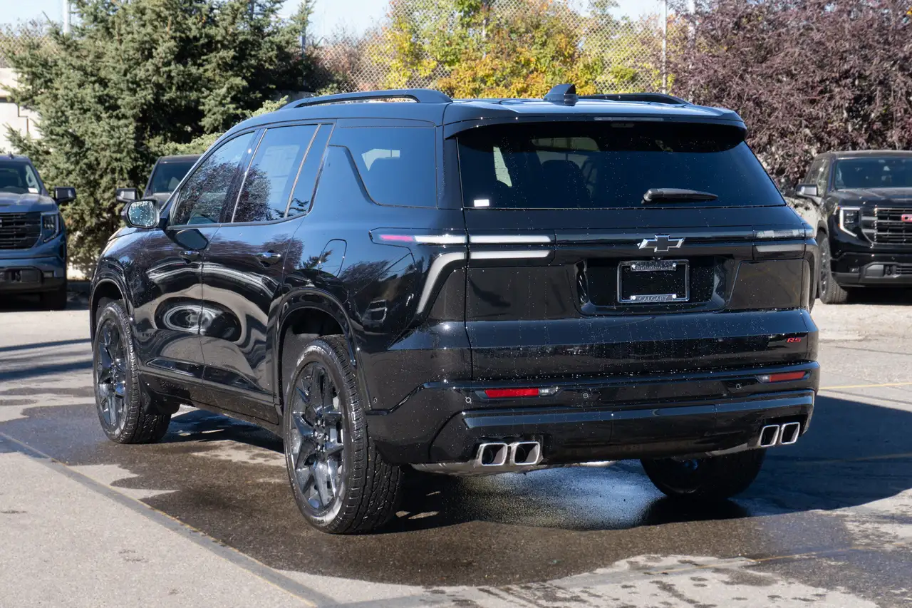 Chevrolet Traverse снимка Chevrolet Traverse