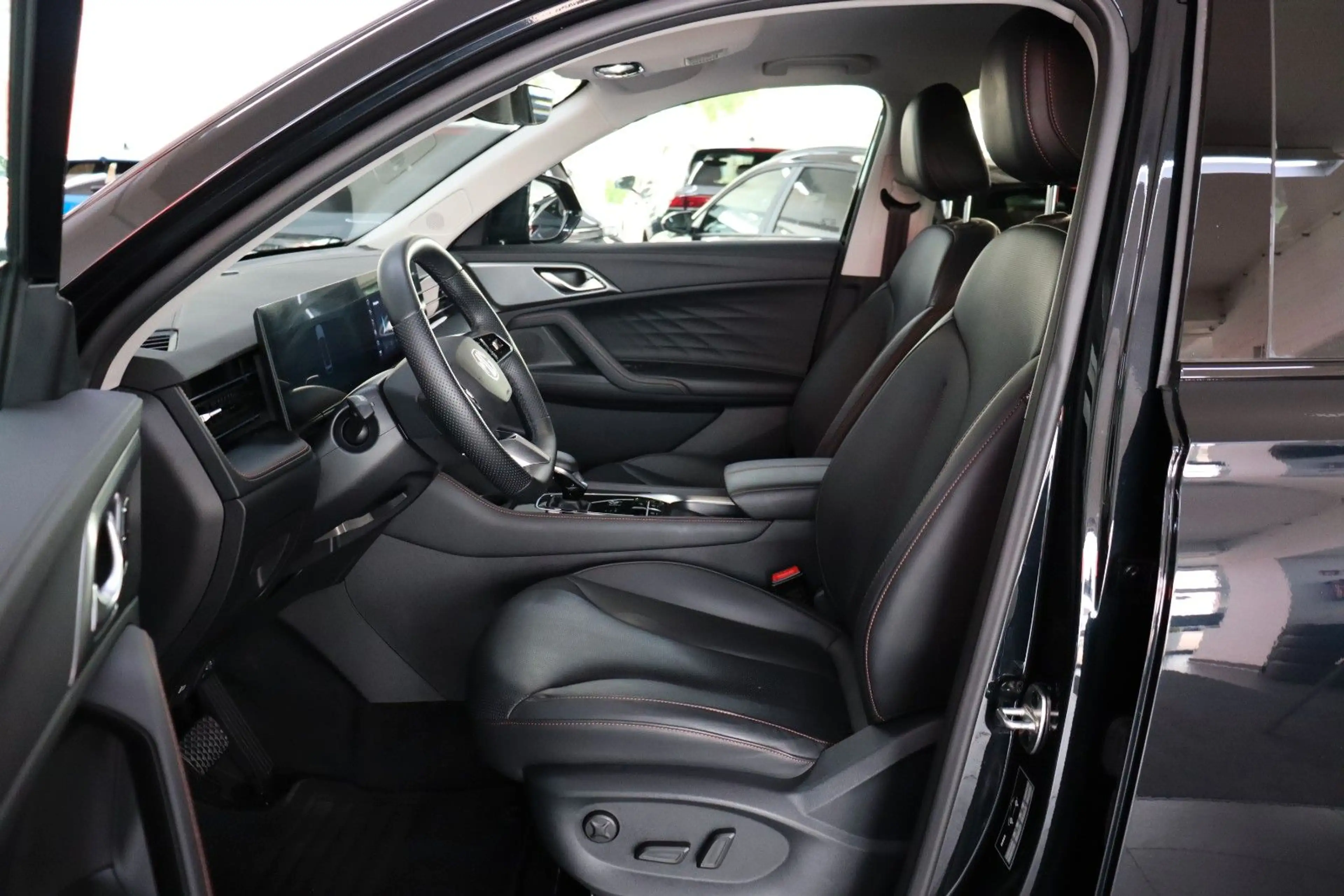 MG HS 1.5 AT Luxury MY25 360° ACC LED Leder SOFORT — photo 8