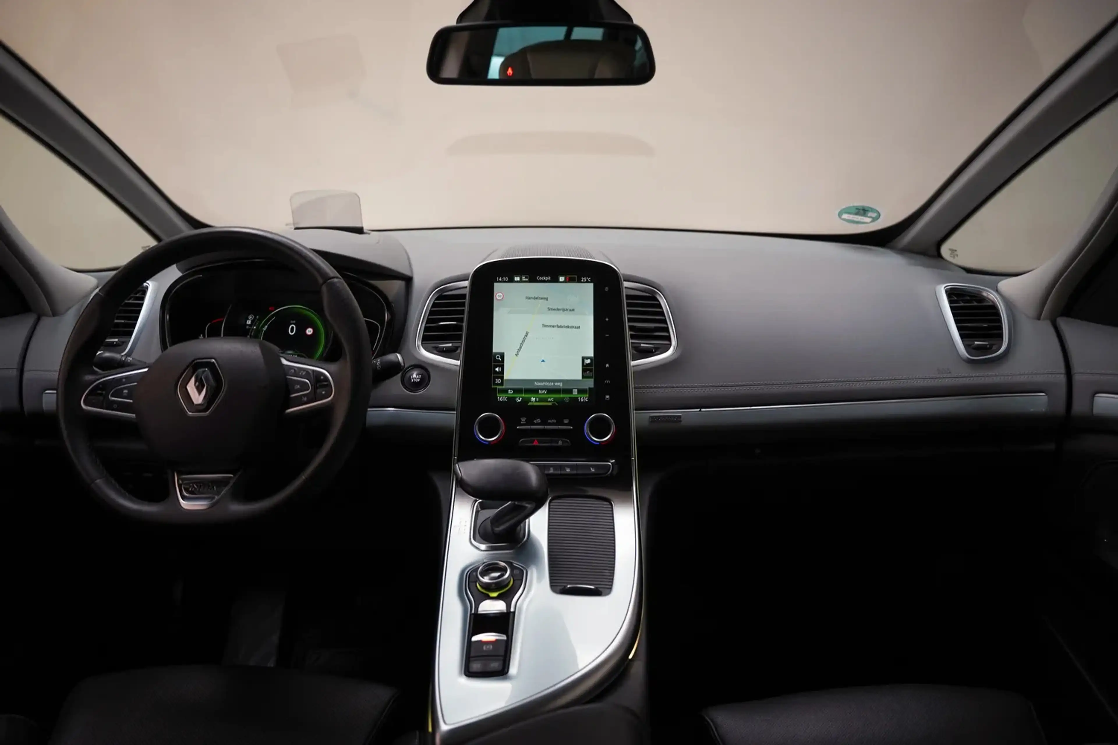 Renault Espace 1.6 TCe Initiale Paris Aut. [ Panoramadak Head-up — photo 4