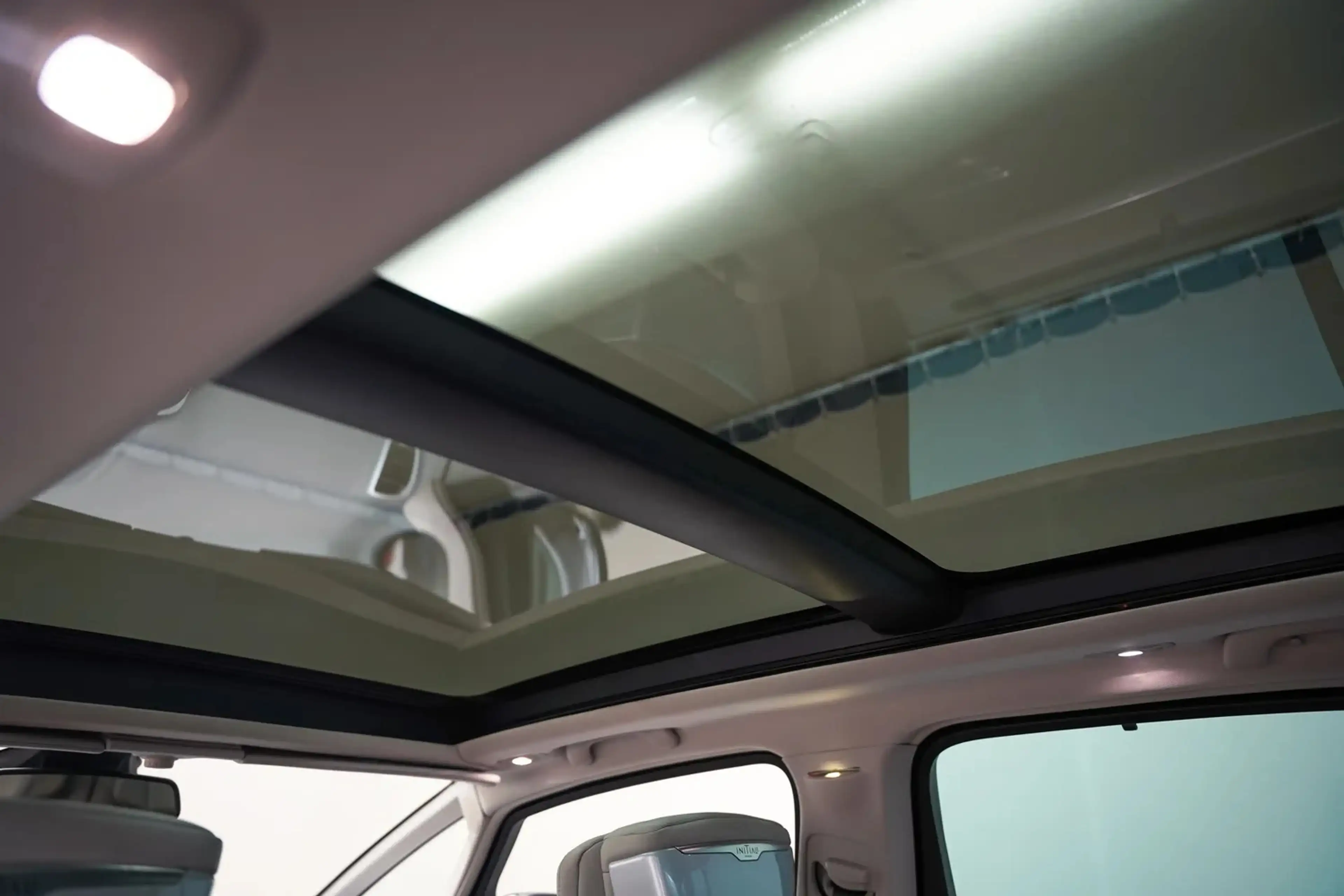 Renault Espace 1.6 TCe Initiale Paris Aut. [ Panoramadak Head-up — photo 5