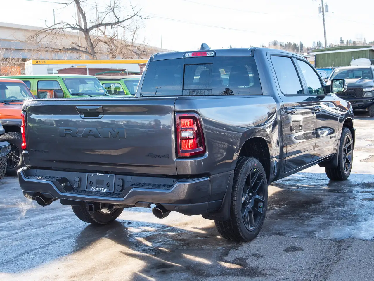 RAM 1500 снимка RAM 1500
