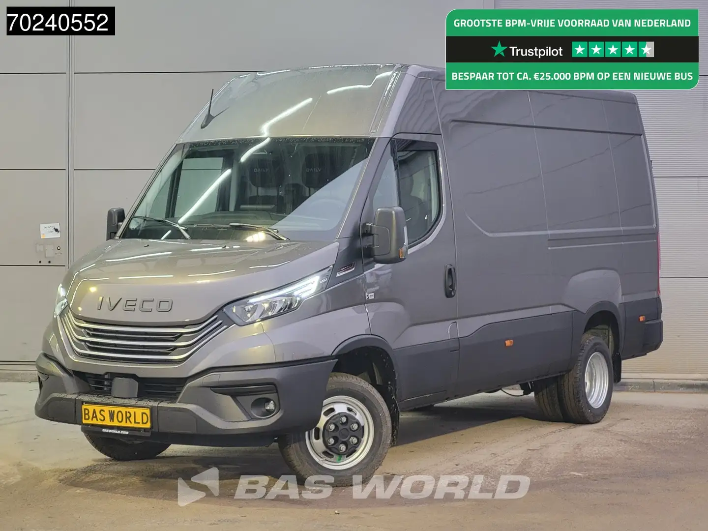 Iveco Daily 35C21 3.0L 210PK Automaat Dubbellucht L2H2 ACC Nav Grau - 1