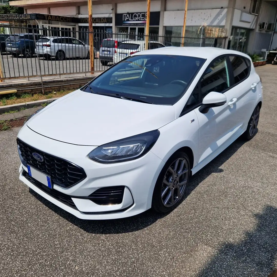 Ford Fiesta 1.0 Ecoboost Hybrid 125 CV 5 porte ST-Line Bianco - 2