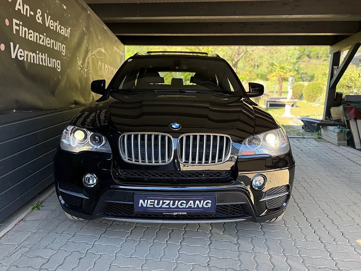 BMW X5 xDrive40d Österreich-Paket Aut. *Panorama*360°K... Schwarz - 2