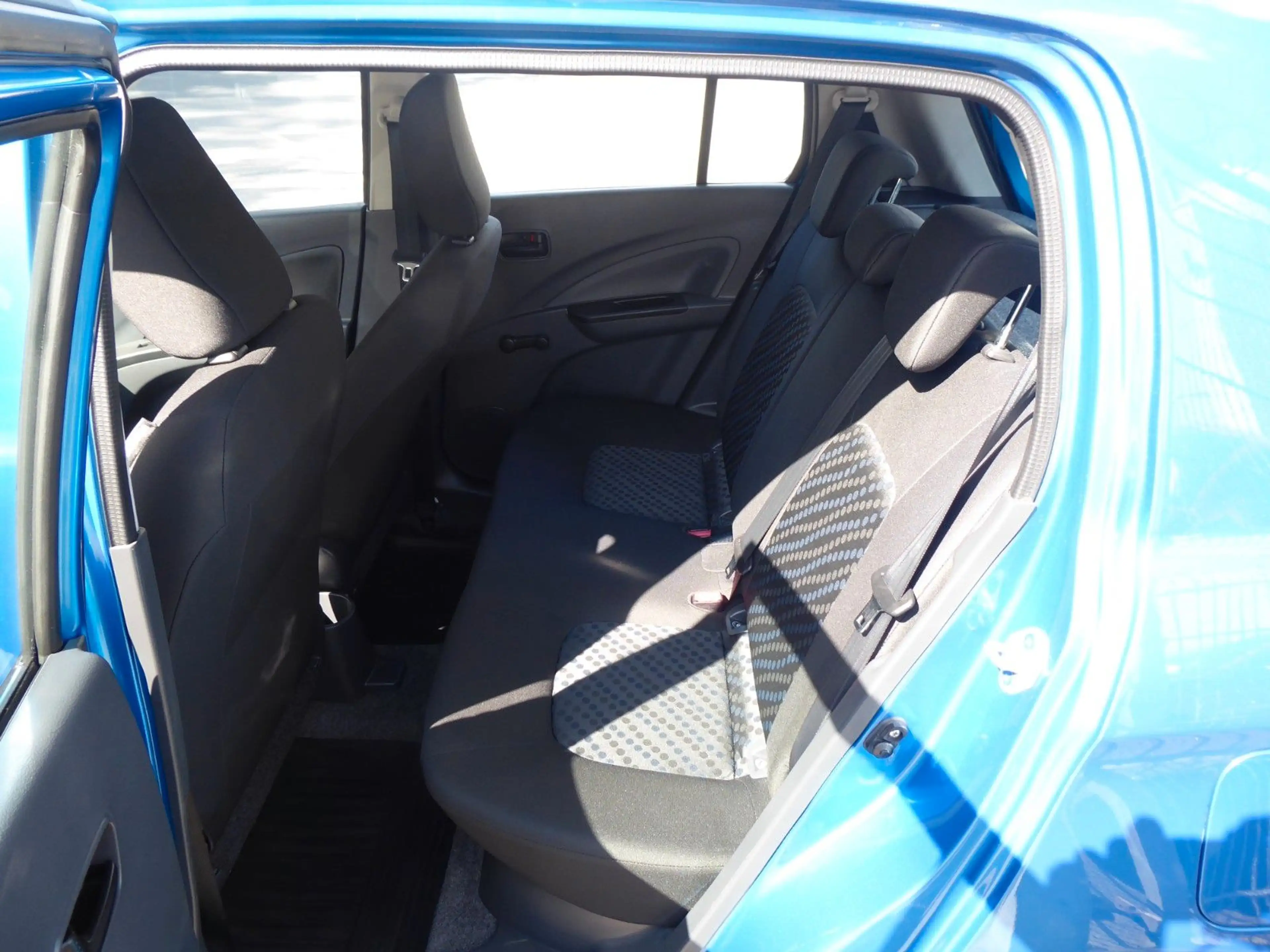 Suzuki Celerio Automatik 1.Hd, TÜV/Service Neu,Garantie — photo 12