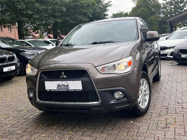Imagine Mitsubishi ASX Invite 2WD*AHK*KLIMA*TOP*