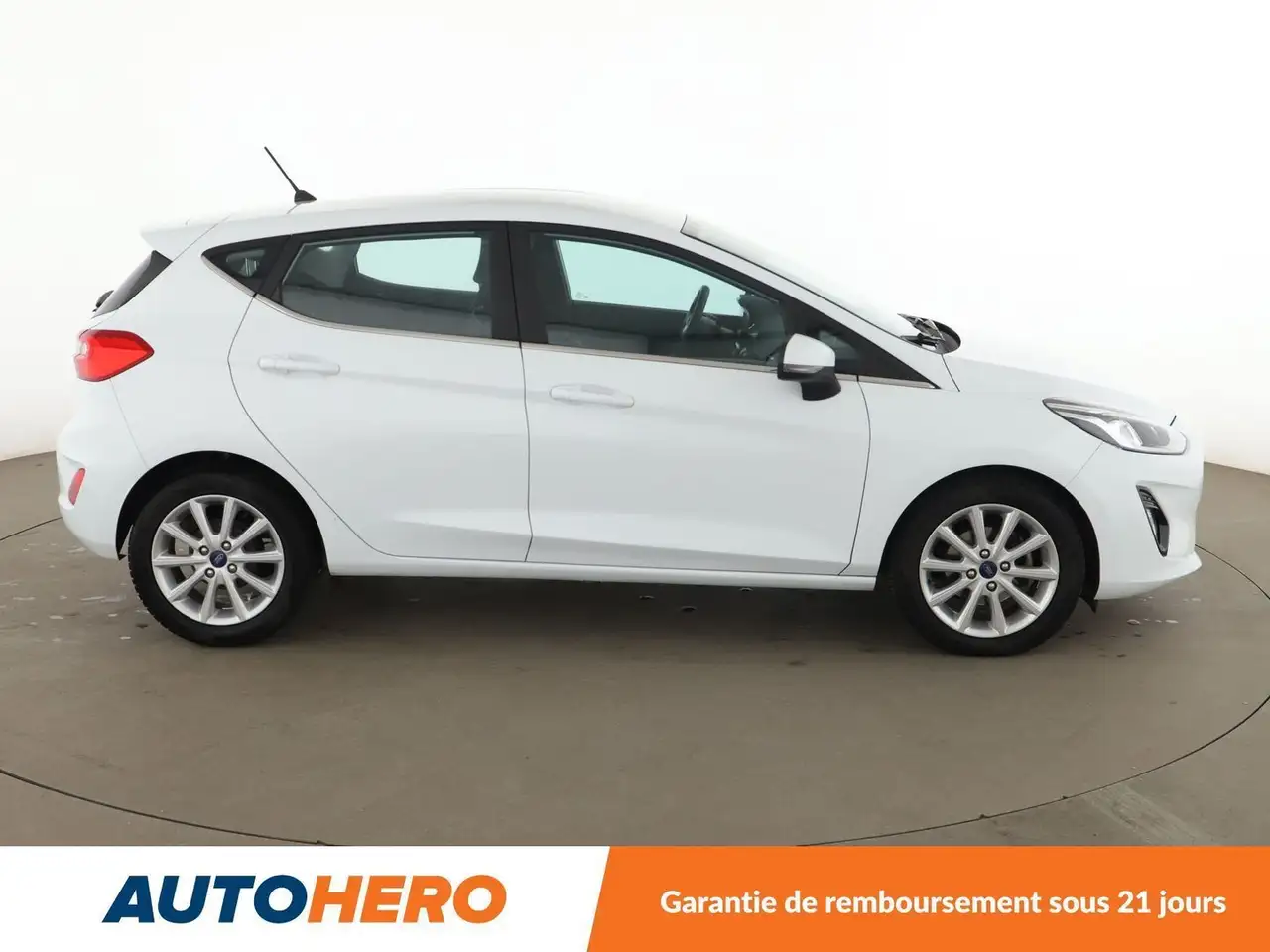 Ford Fiesta 5 portes — photo 7