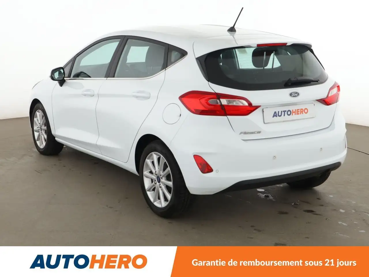 Ford Fiesta 5 portes — photo 4