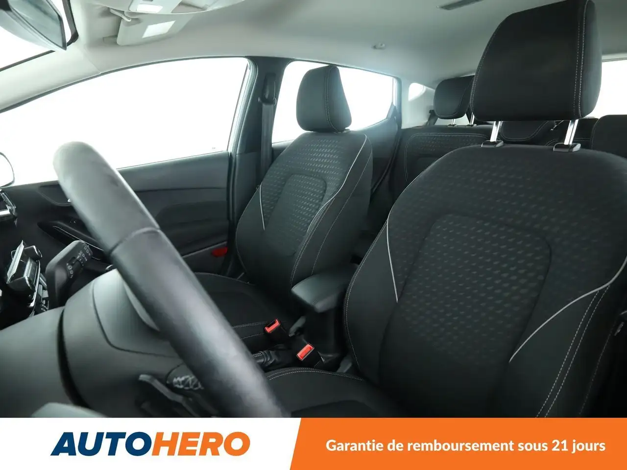 Ford Fiesta 5 portes — photo 10