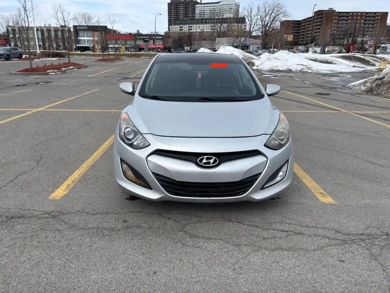 Hyundai ELANTRA снимка Hyundai ELANTRA