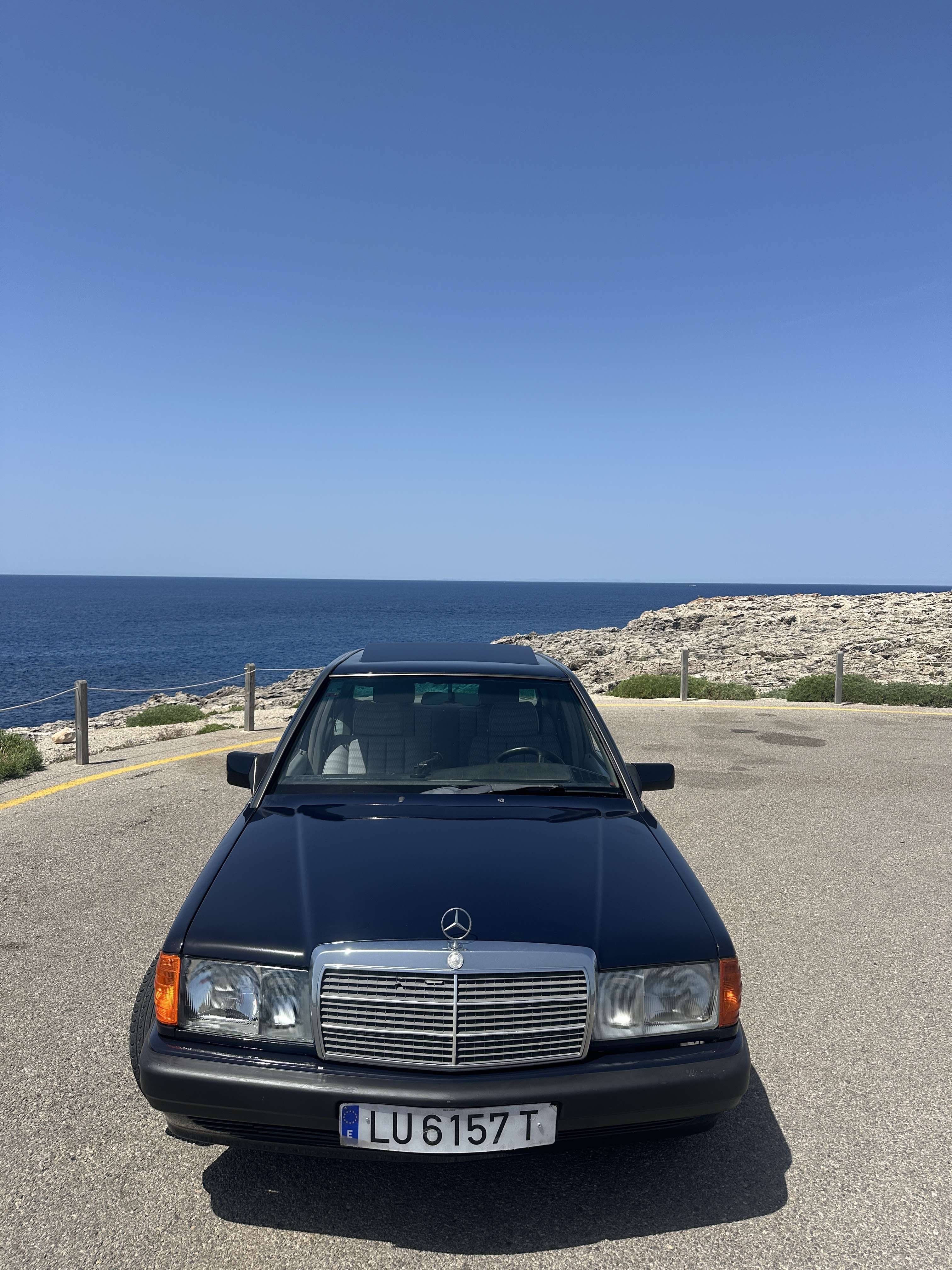 Mercedes-Benz 190 190D 2.5 - foto 1