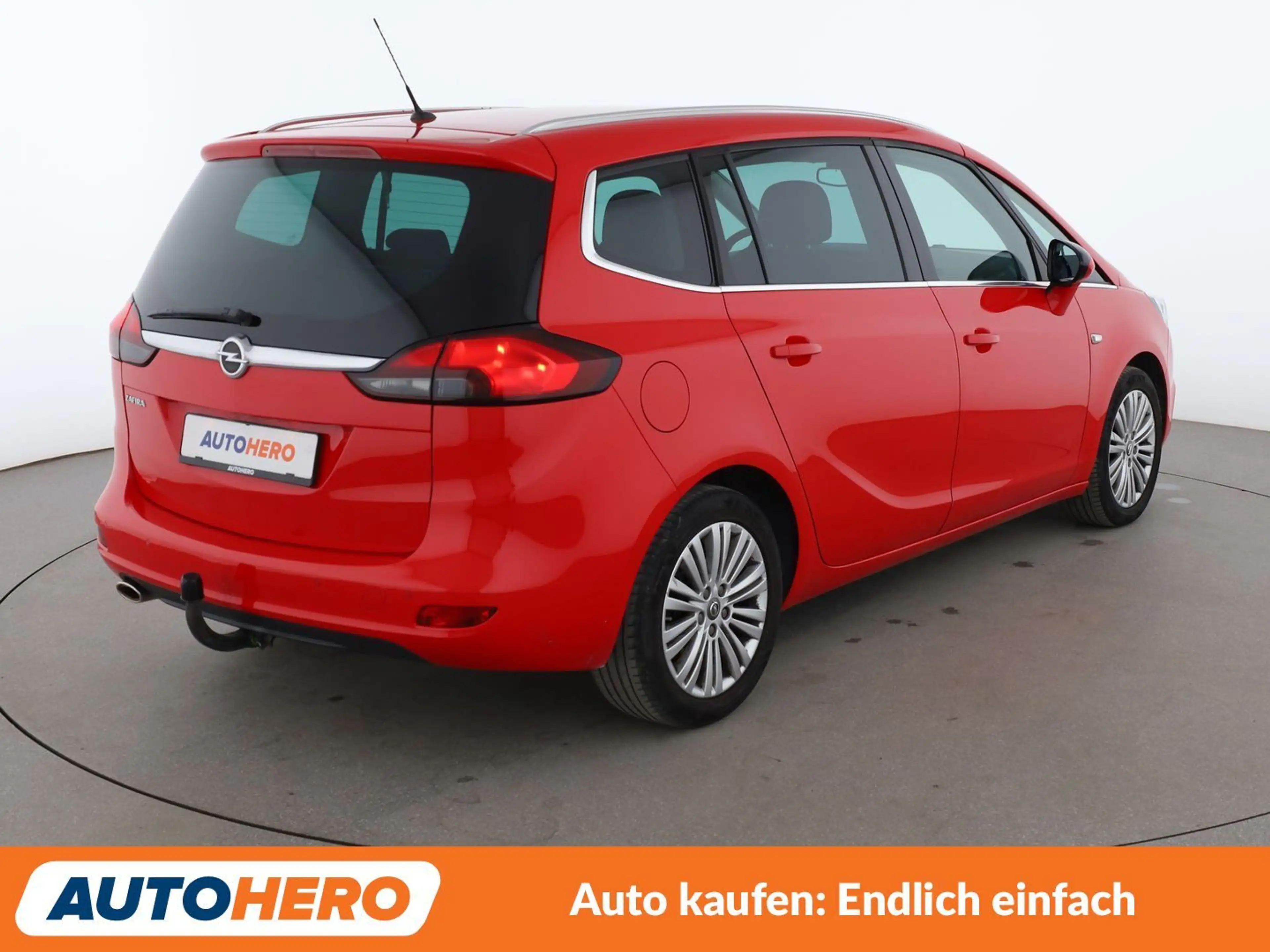 Opel Zafira Tourer 1.6 SIDI Turbo Innovation Start/Stop*LED*PDC*SHZ* — photo 6