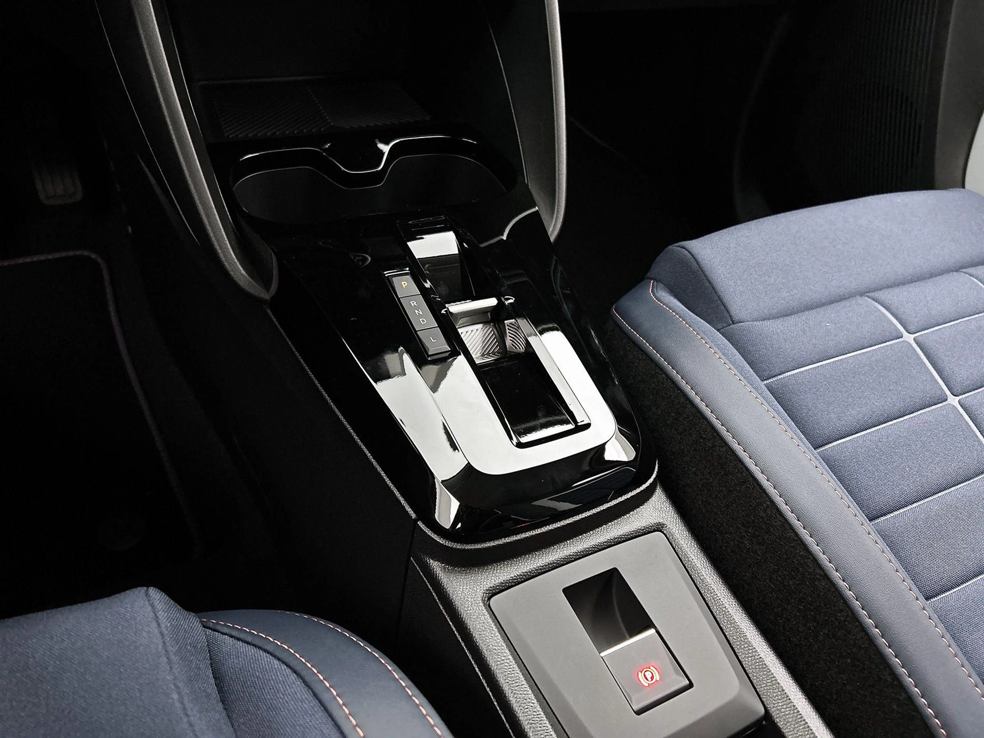 Citroen C3 1.2 110pk Hybrid Collection Automaat | Navigatie v — photo 15
