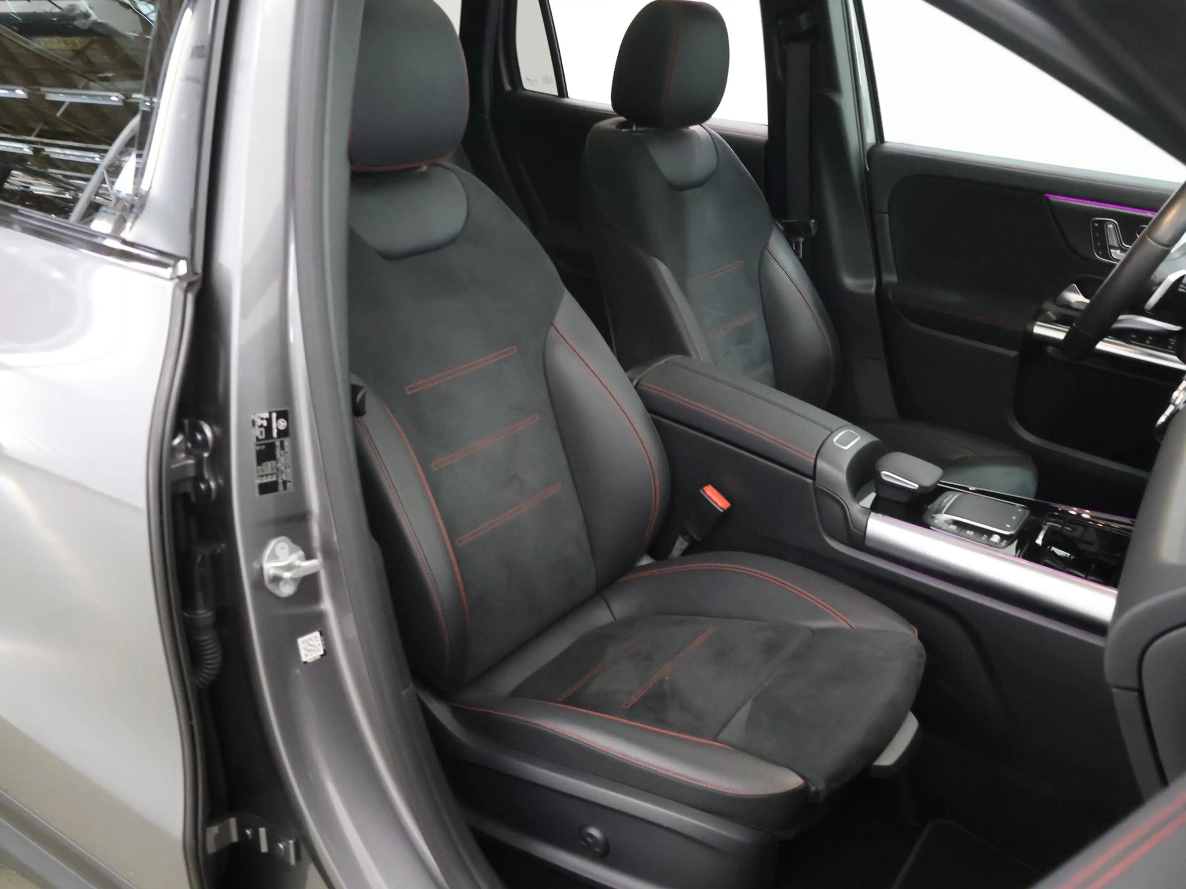 Mercedes-Benz GLA 200 Business Solution AMG | Night | Panoramadak | Memo — photo 10