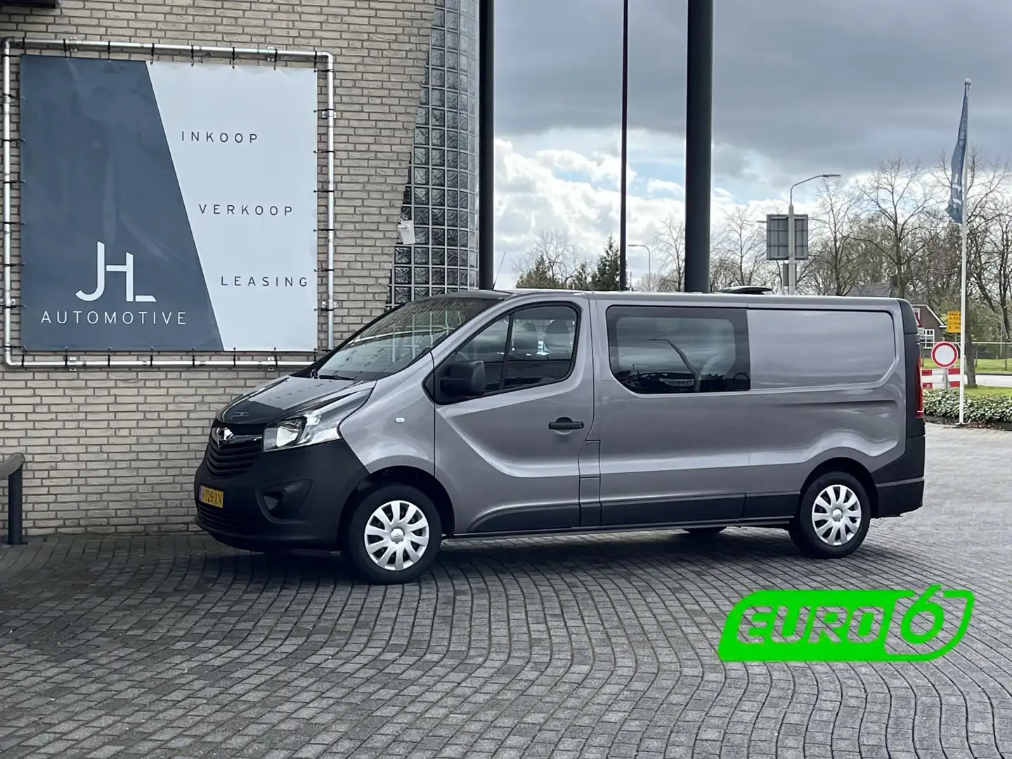 Opel Vivaro 1.6 CDTI L2H1 DC Edition*NAVI*CRUISE*HAAK*A/C*TEL* Gris - 1