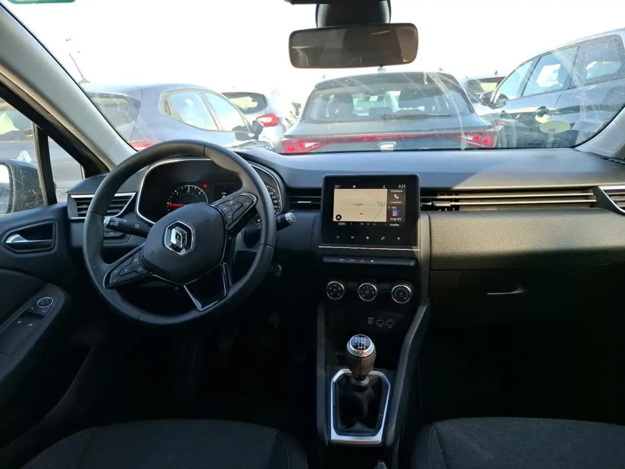 Renault Clio Citadine 3 portes — photo 5
