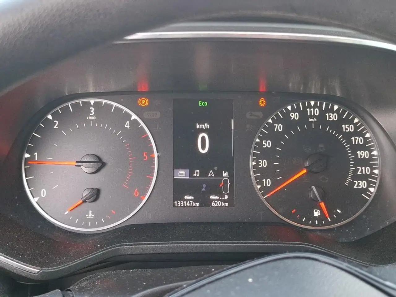 Renault Clio Citadine 3 portes — photo 6