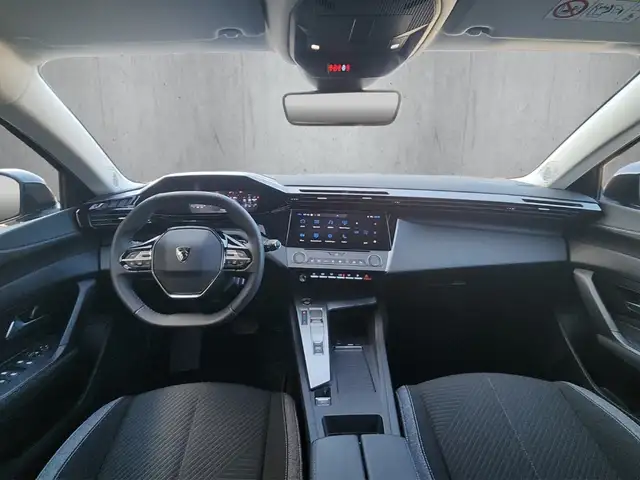 Peugeot 308 view 12